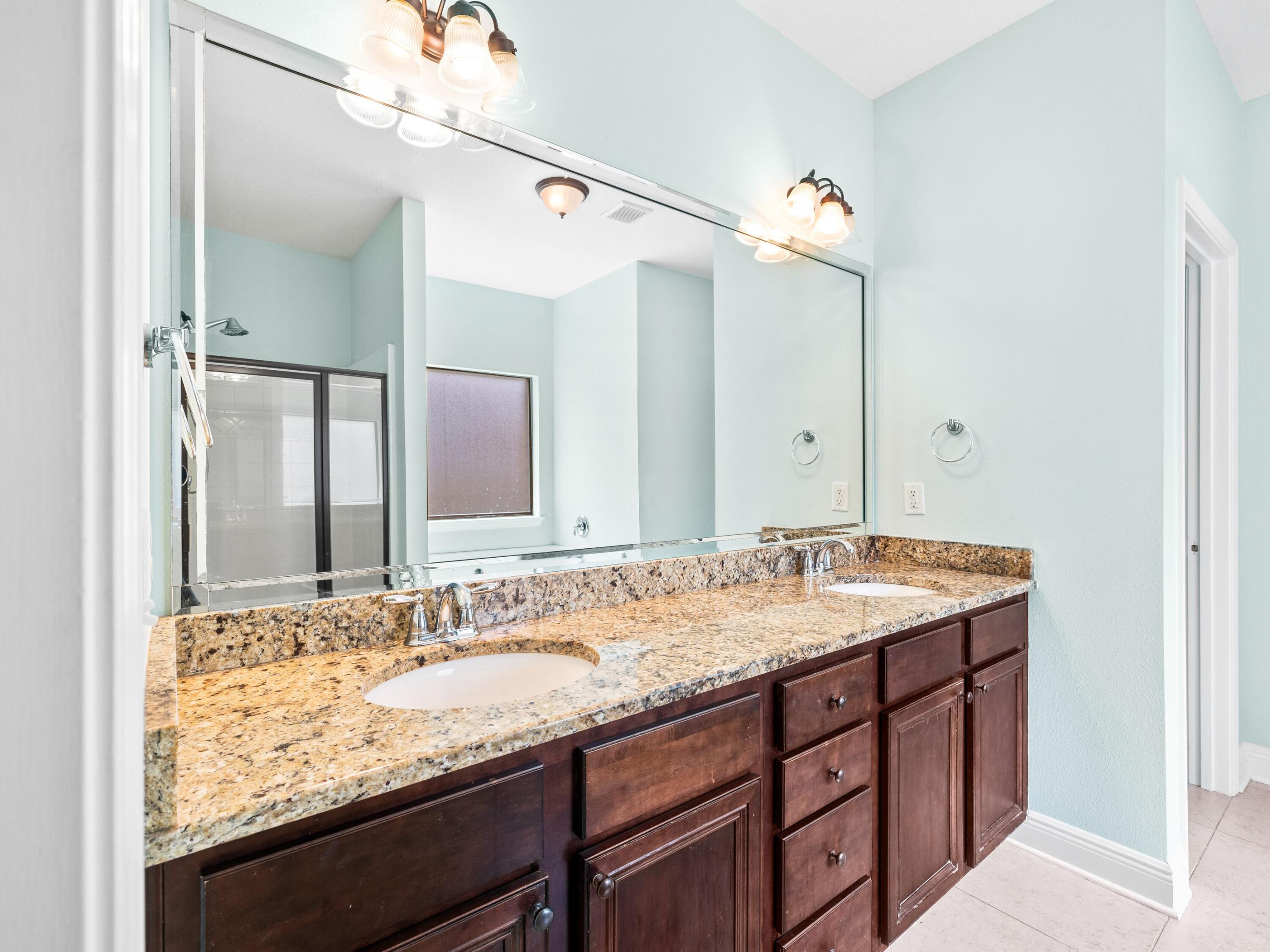 WINDSOR ESTATES - Residential