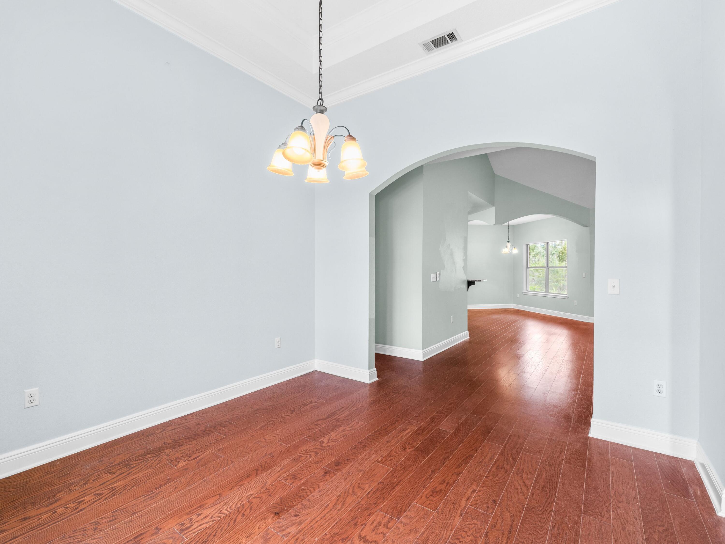 WINDSOR ESTATES - Residential