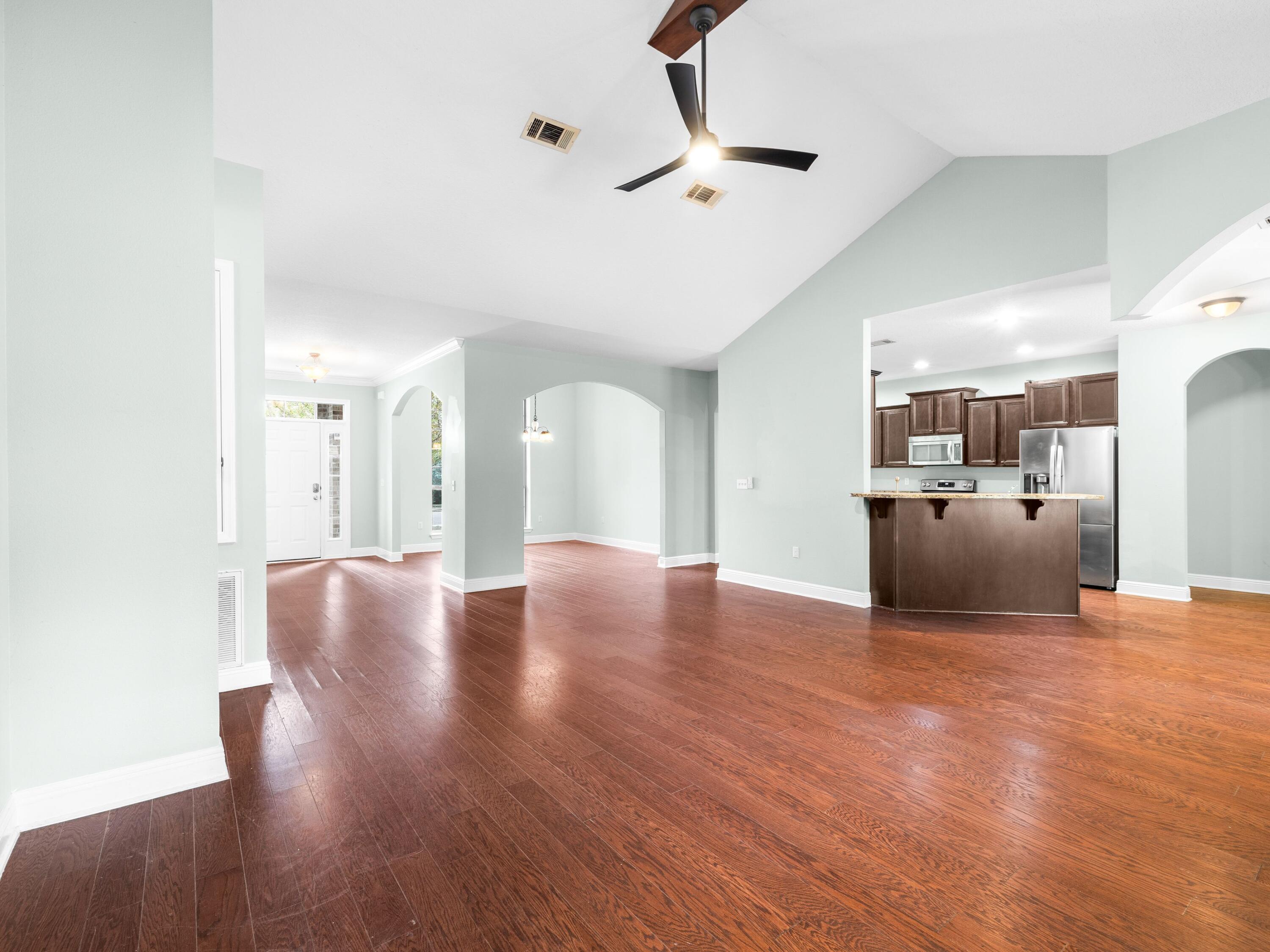 WINDSOR ESTATES - Residential