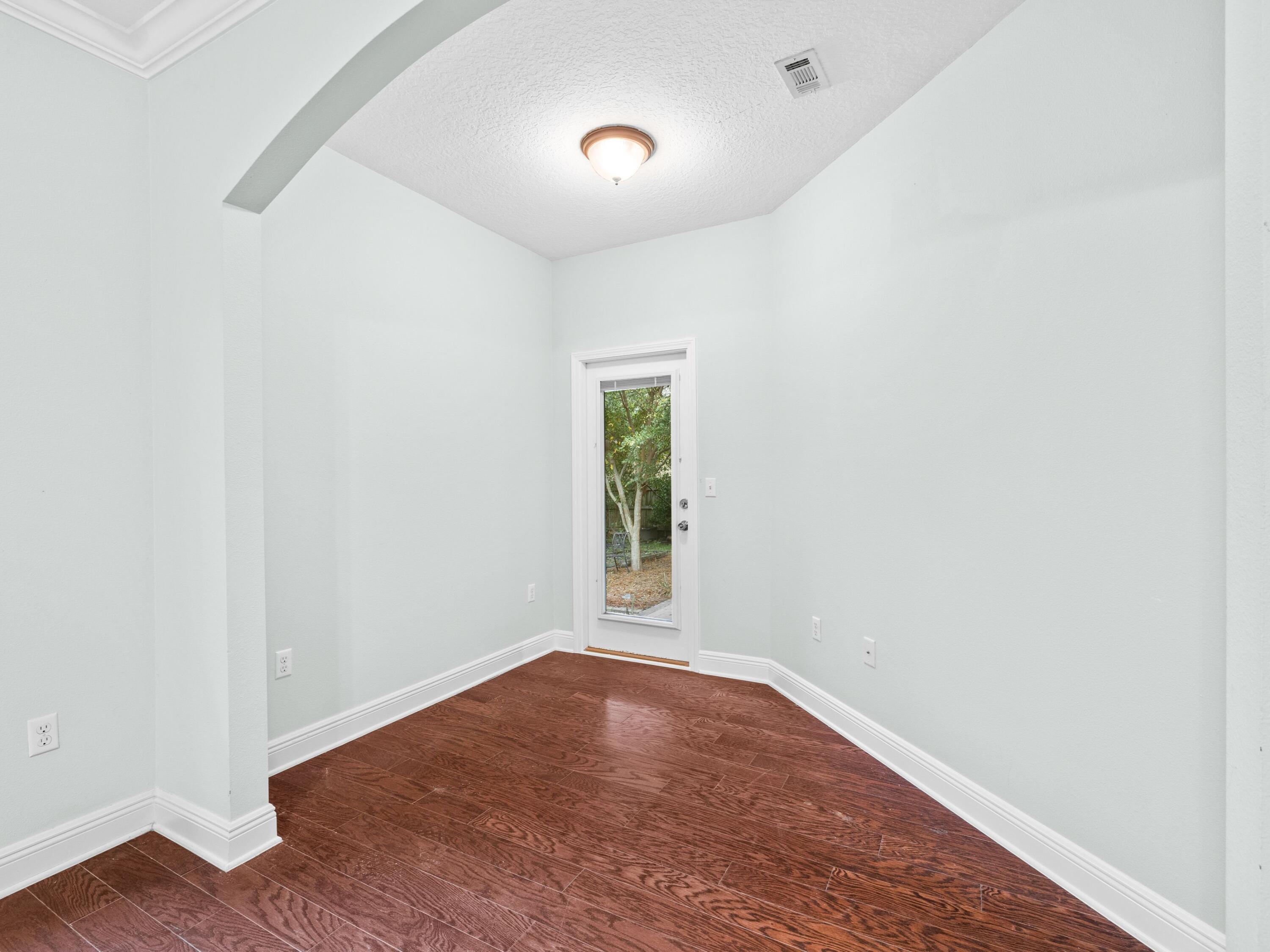 WINDSOR ESTATES - Residential