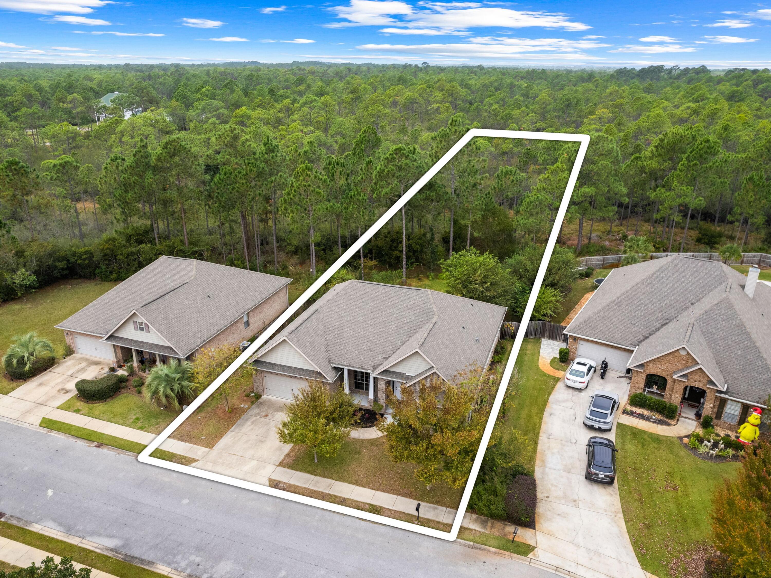 WINDSOR ESTATES - Residential