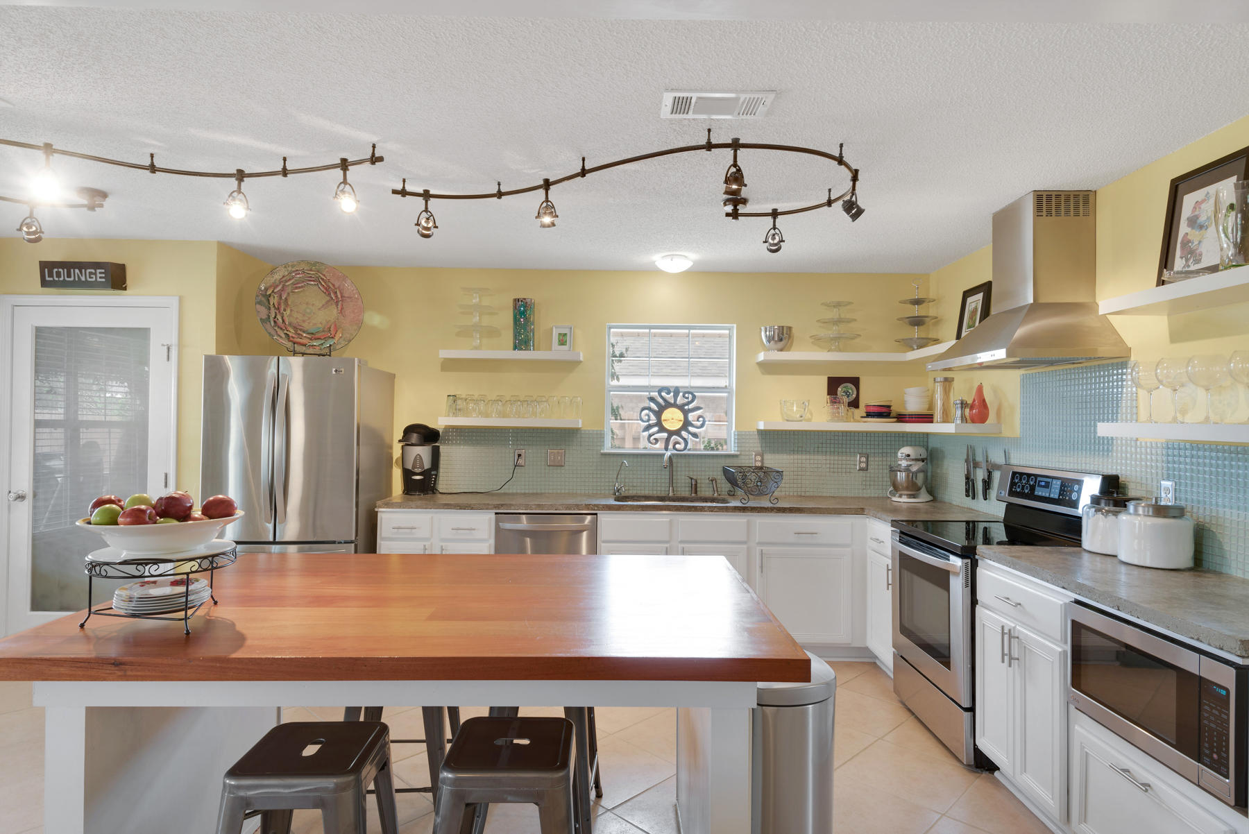 MACK BAYOU POINTE S/D - Residential