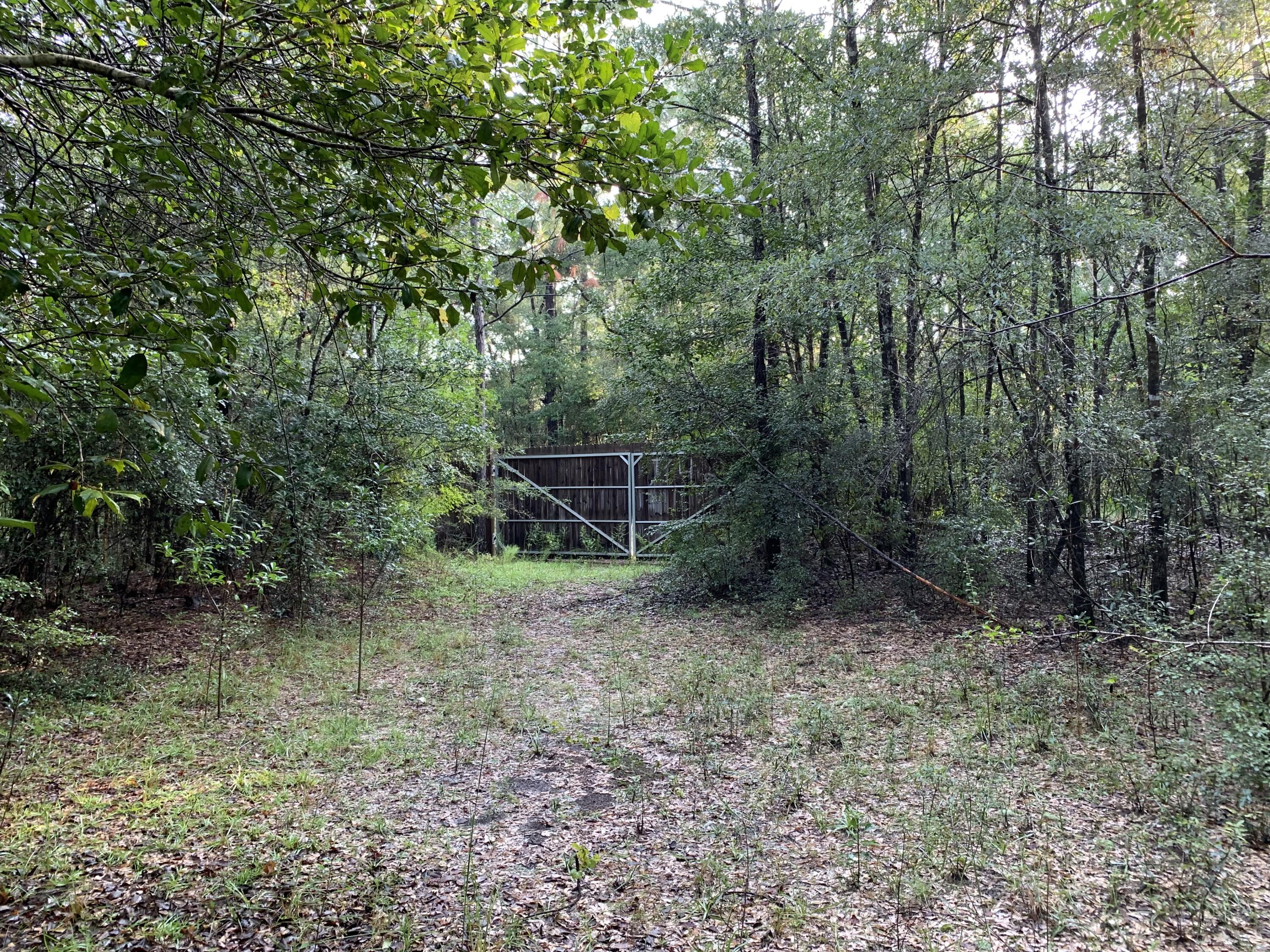 METES & BOUNDS - Farm