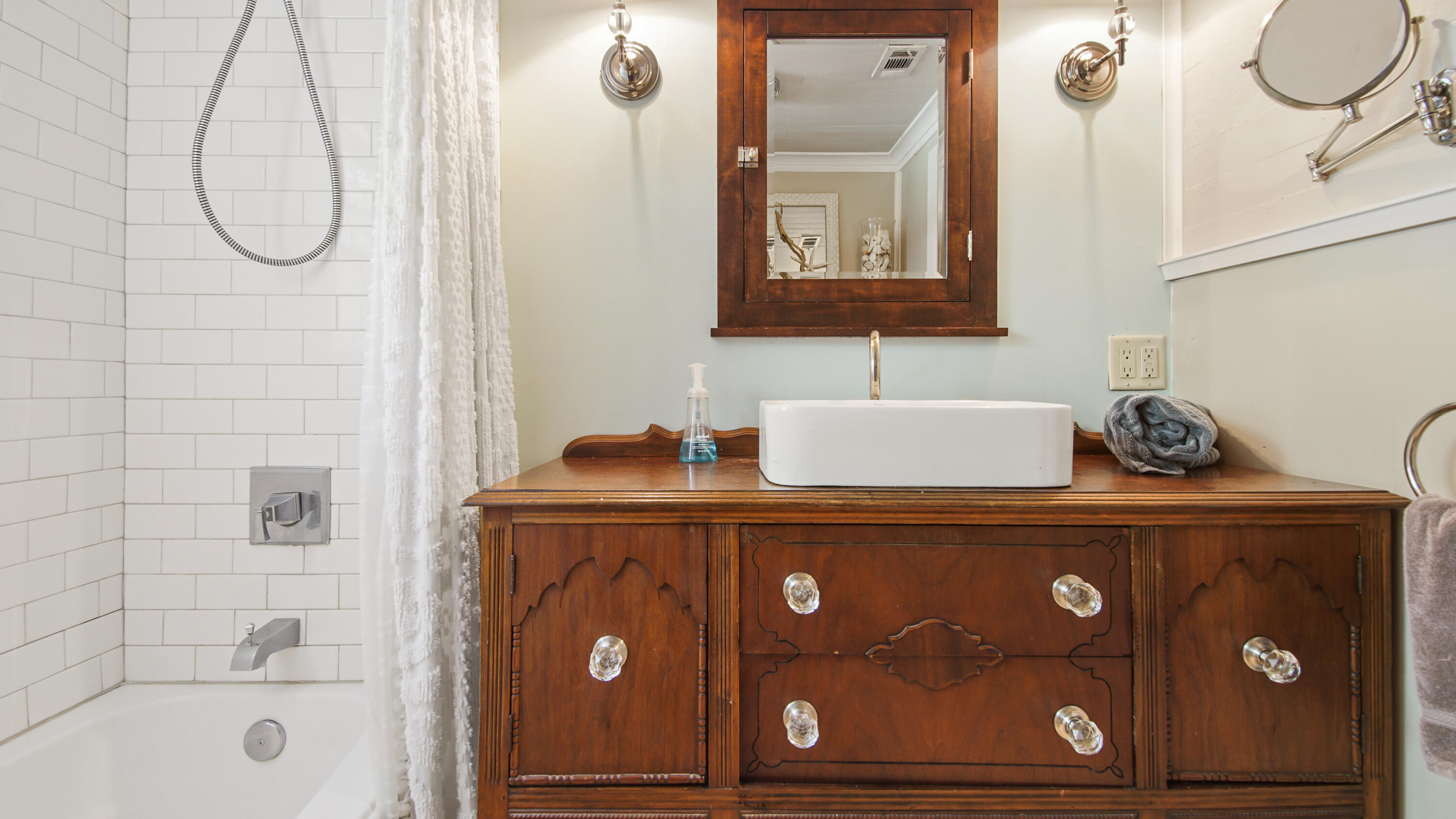 METES & BOUNDS - Residential Lease