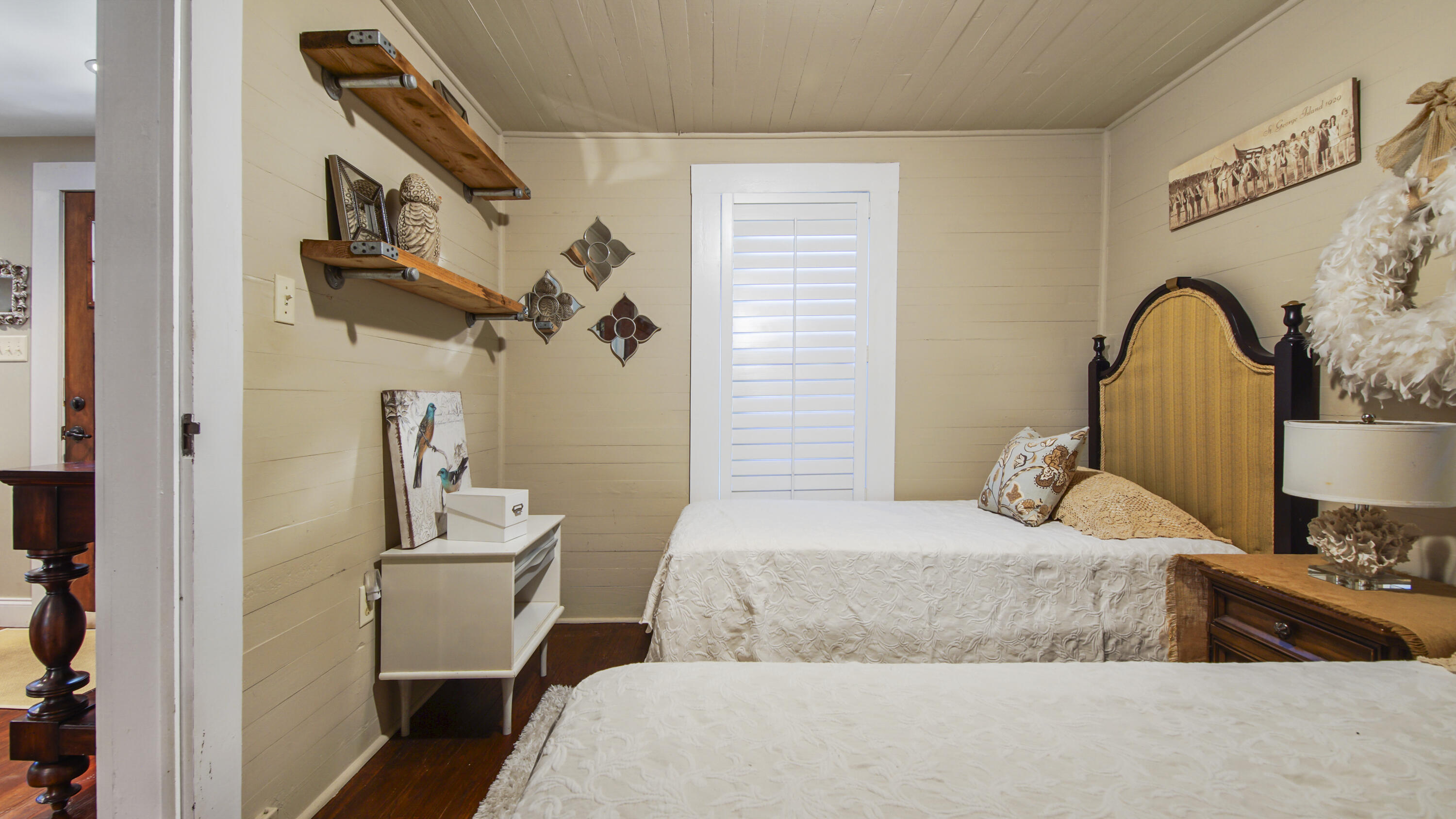 METES & BOUNDS - Residential Lease