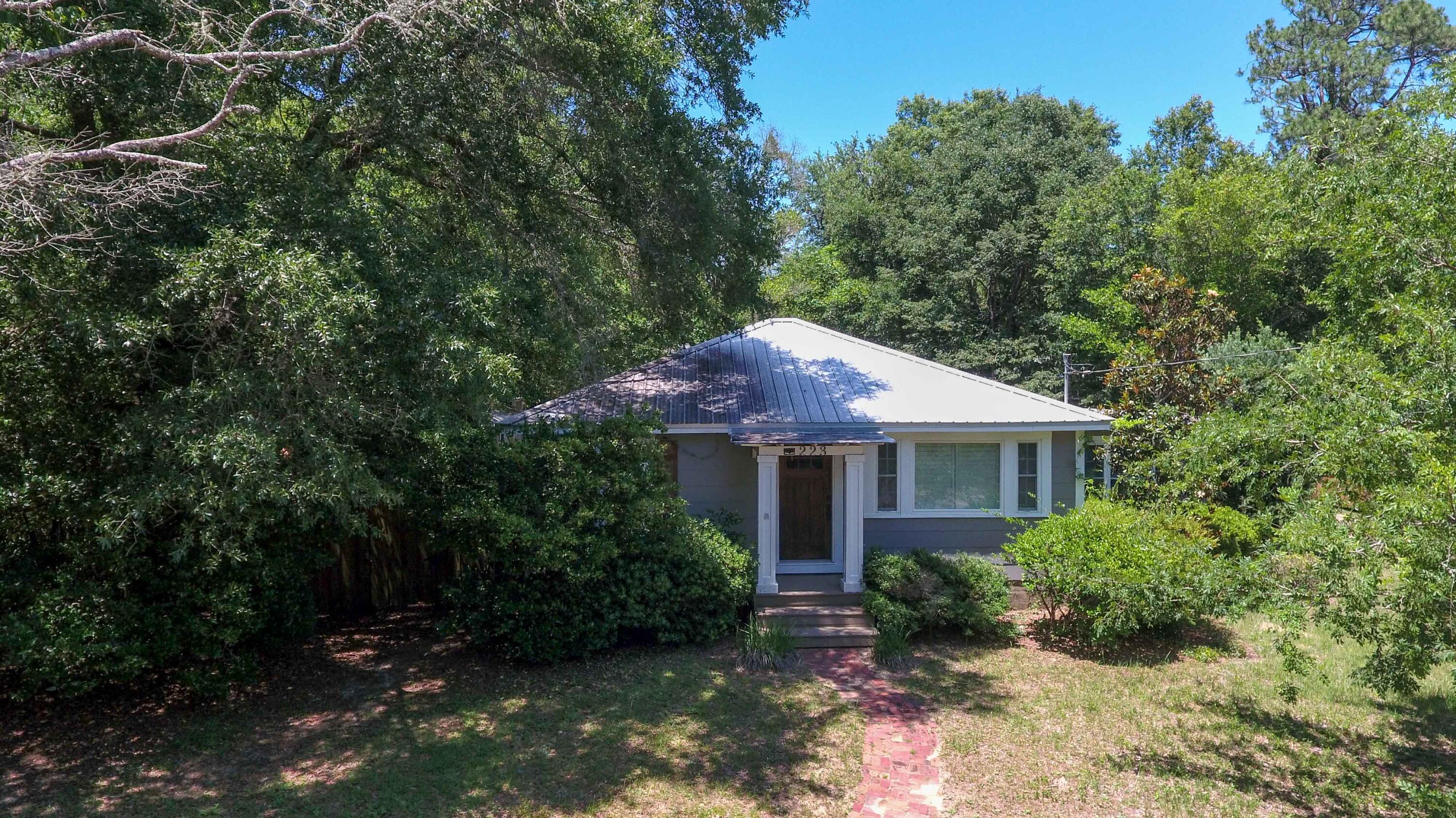 METES & BOUNDS - Residential Lease