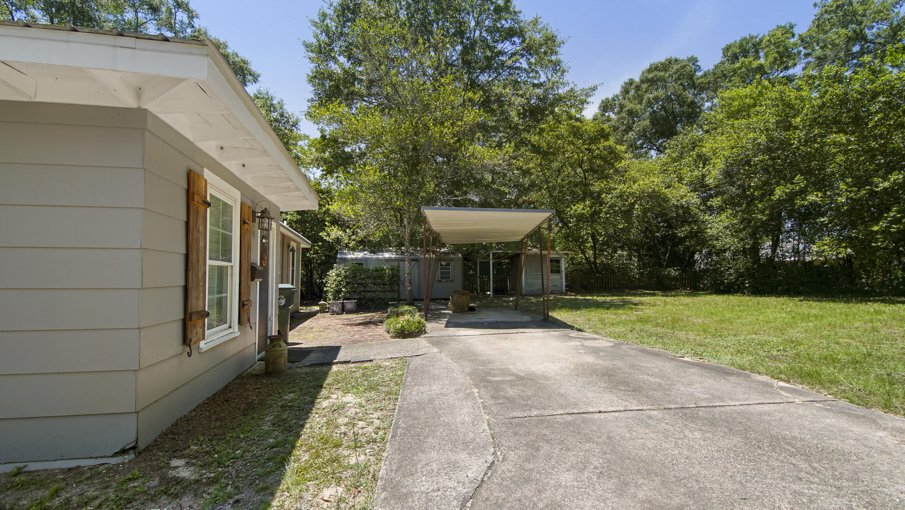 METES & BOUNDS - Residential Lease