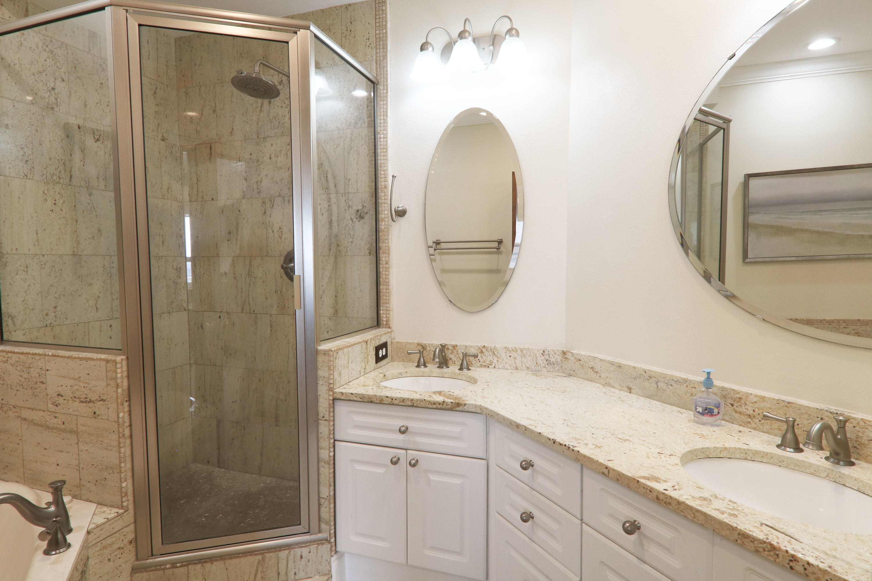 CRYSTAL DUNES CONDO - Residential