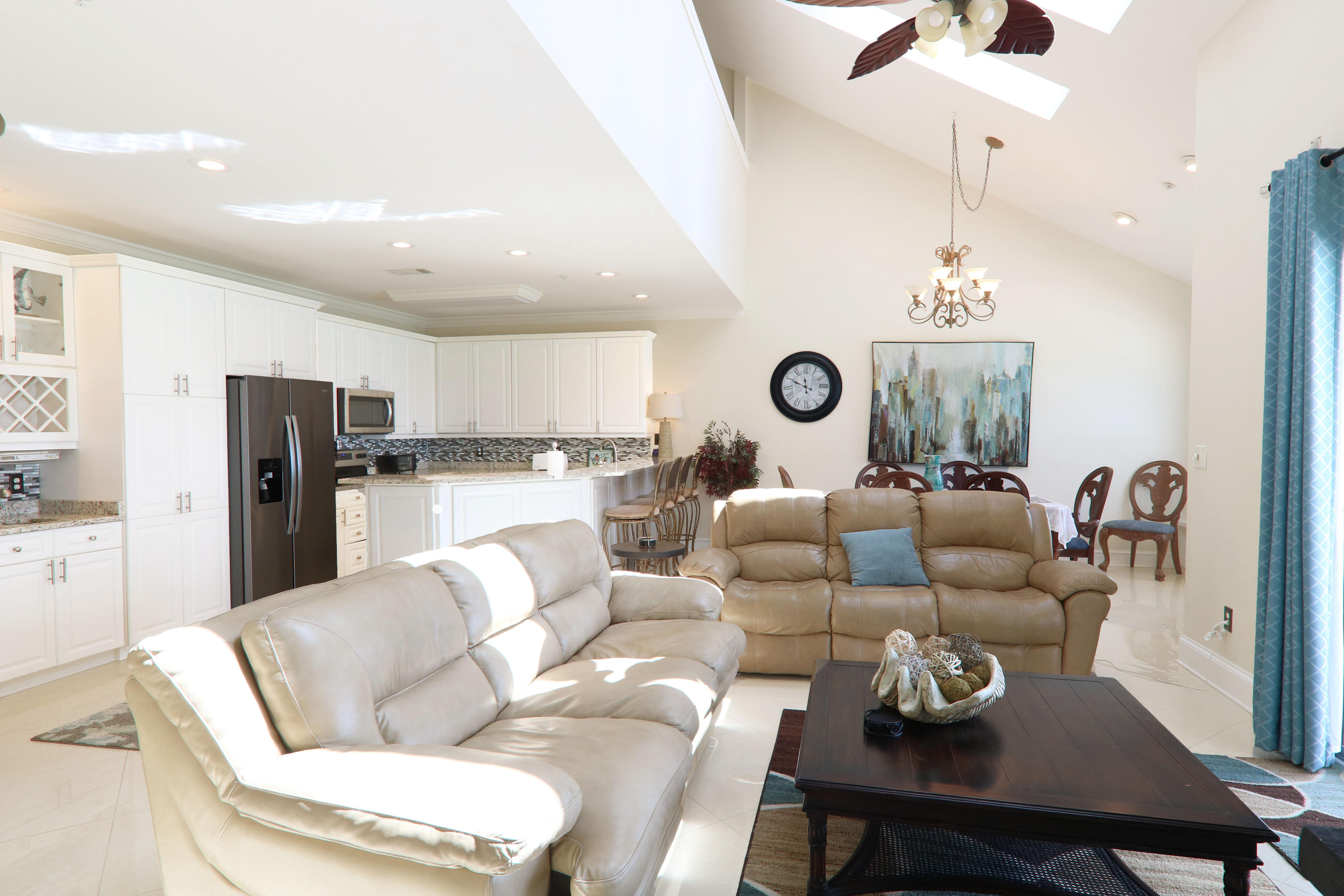 CRYSTAL DUNES CONDO - Residential