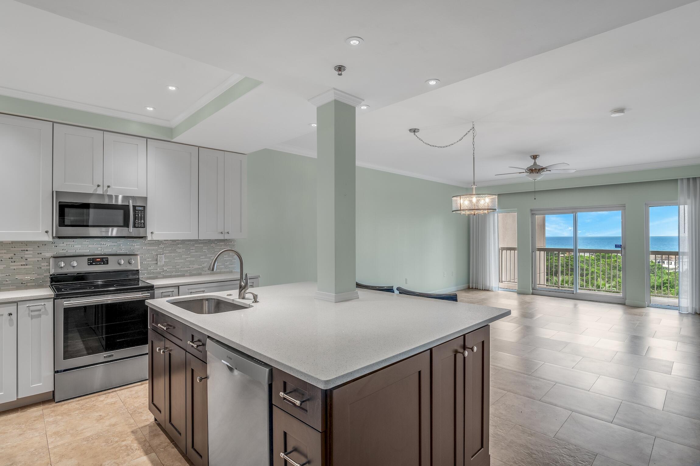 SUMMIT AT TOPS'L (THE) - Residential