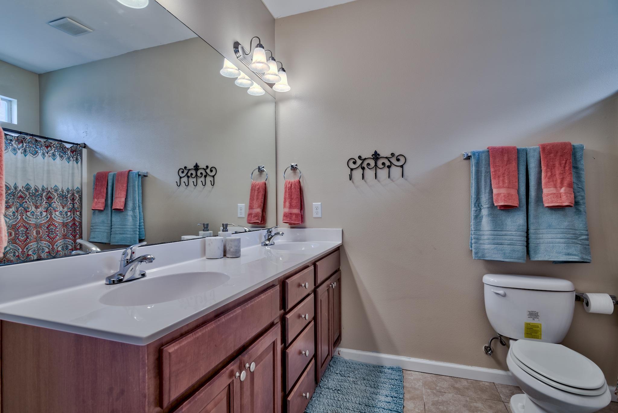 VALPARAISO PINECREST 6 - Residential