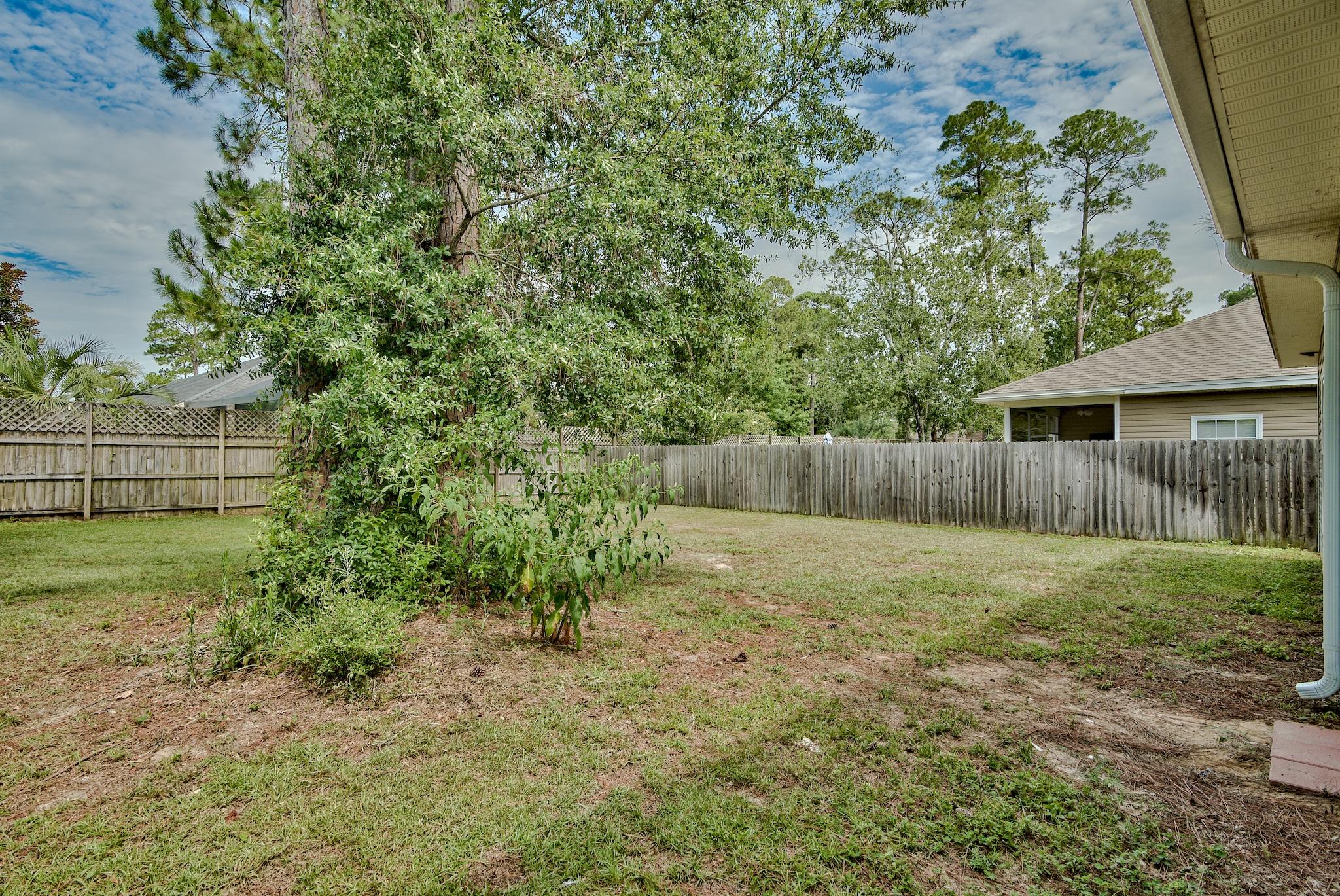 VALPARAISO PINECREST 6 - Residential