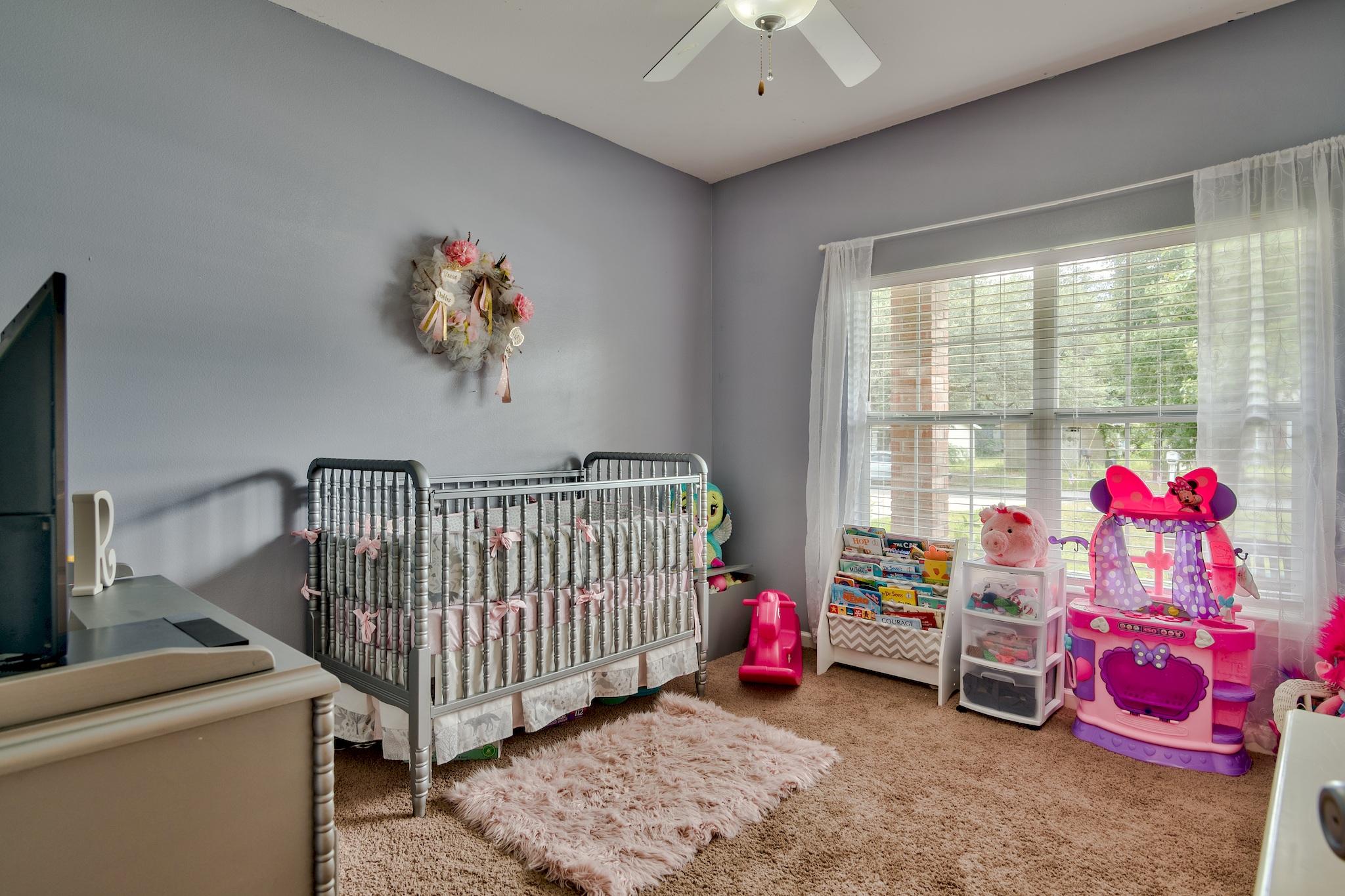 VALPARAISO PINECREST 6 - Residential