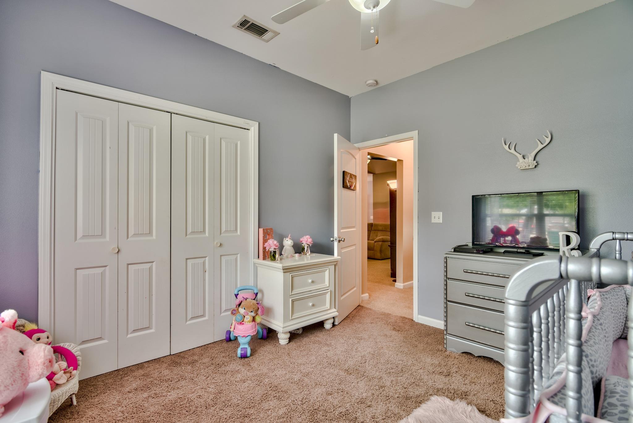 VALPARAISO PINECREST 6 - Residential