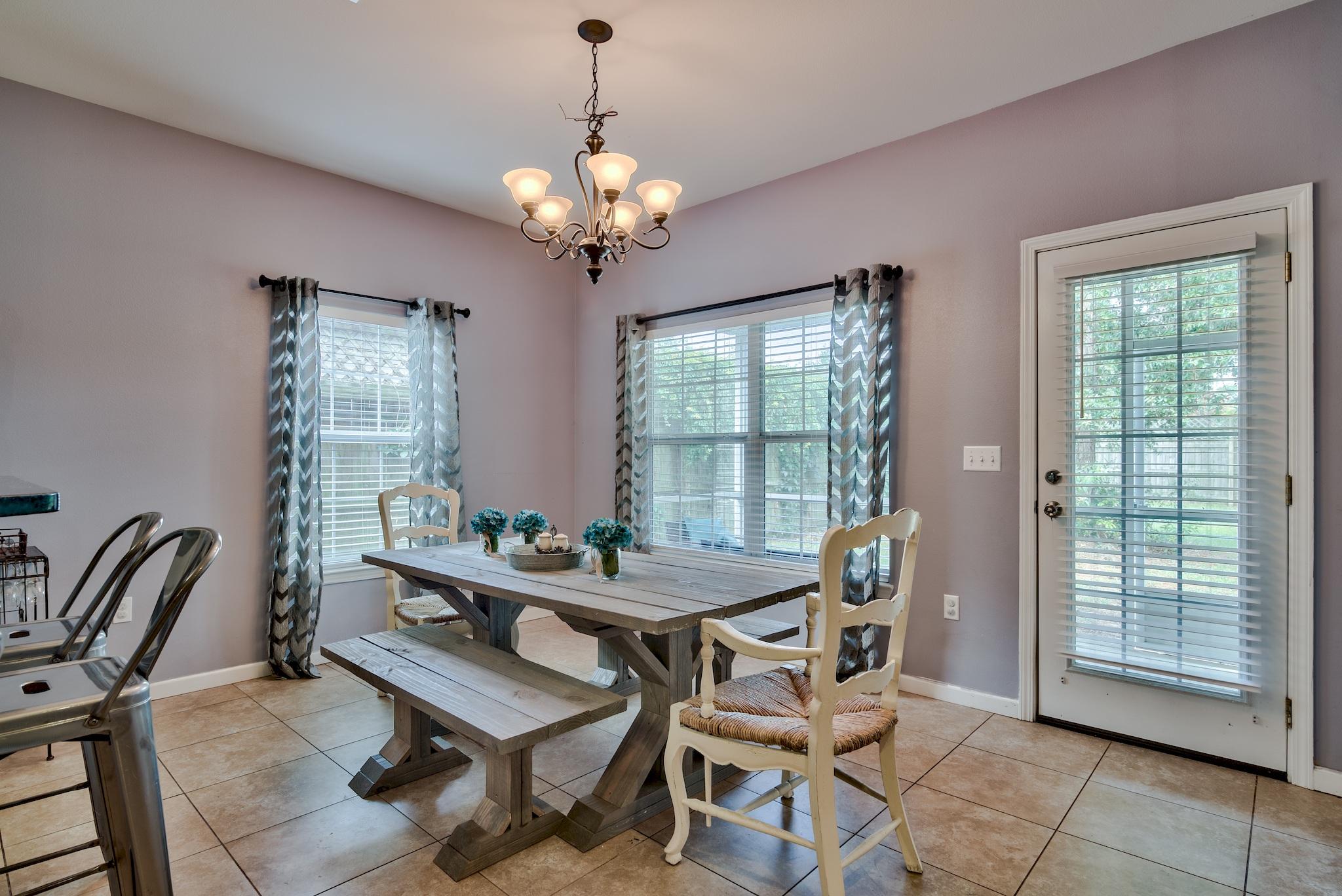 VALPARAISO PINECREST 6 - Residential