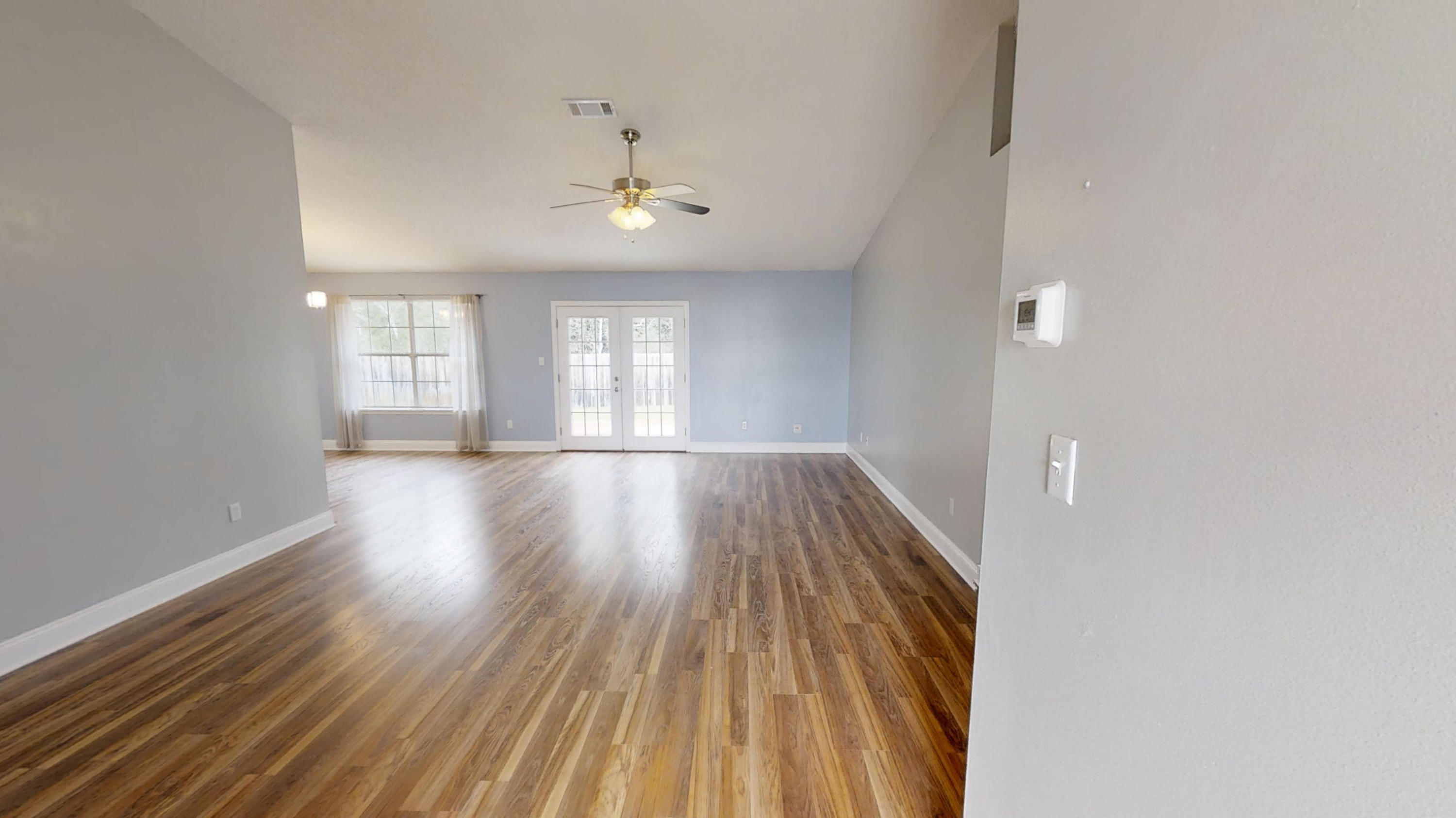 ROSS CROSSING - Residential