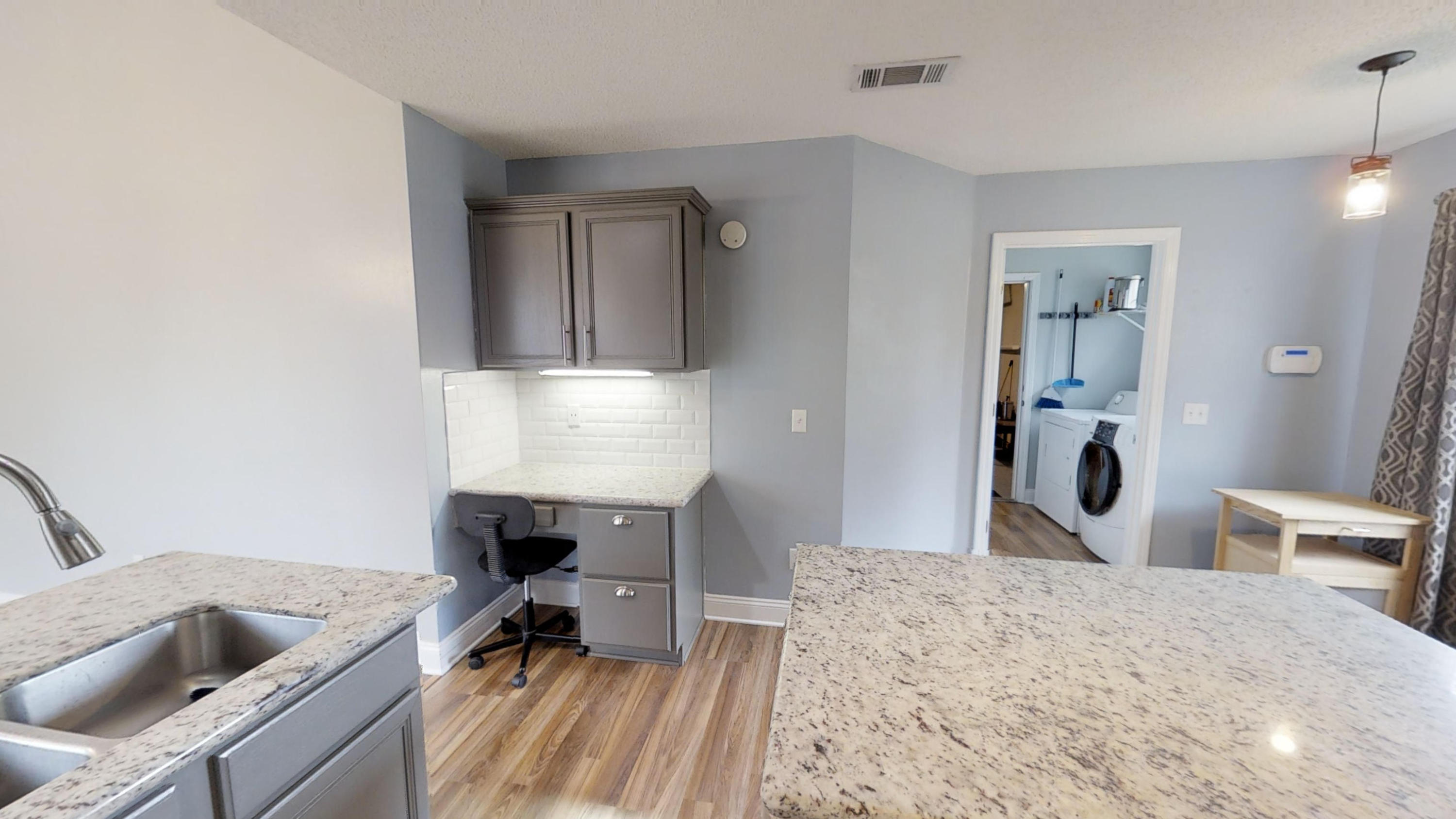 ROSS CROSSING - Residential