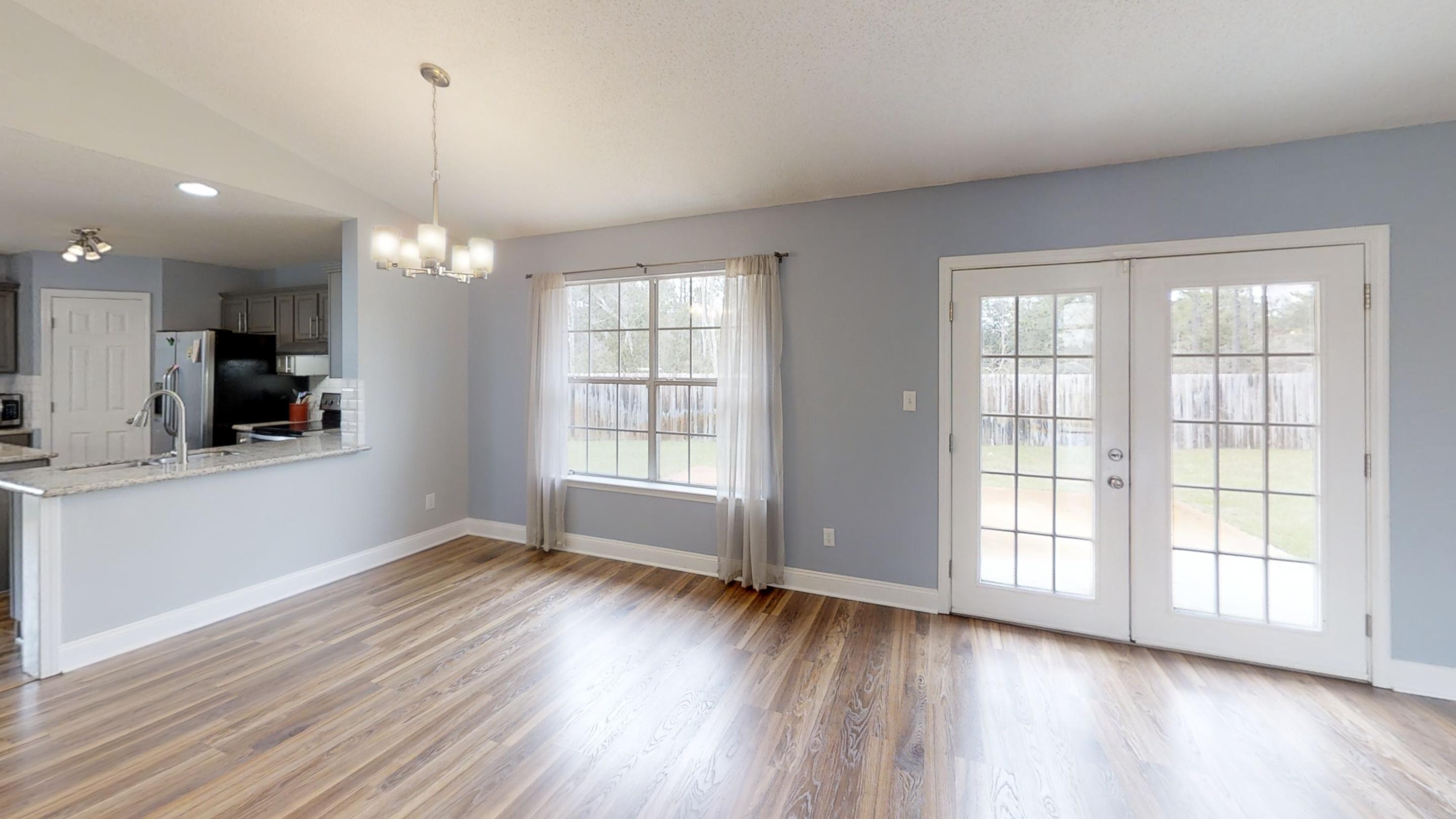 ROSS CROSSING - Residential