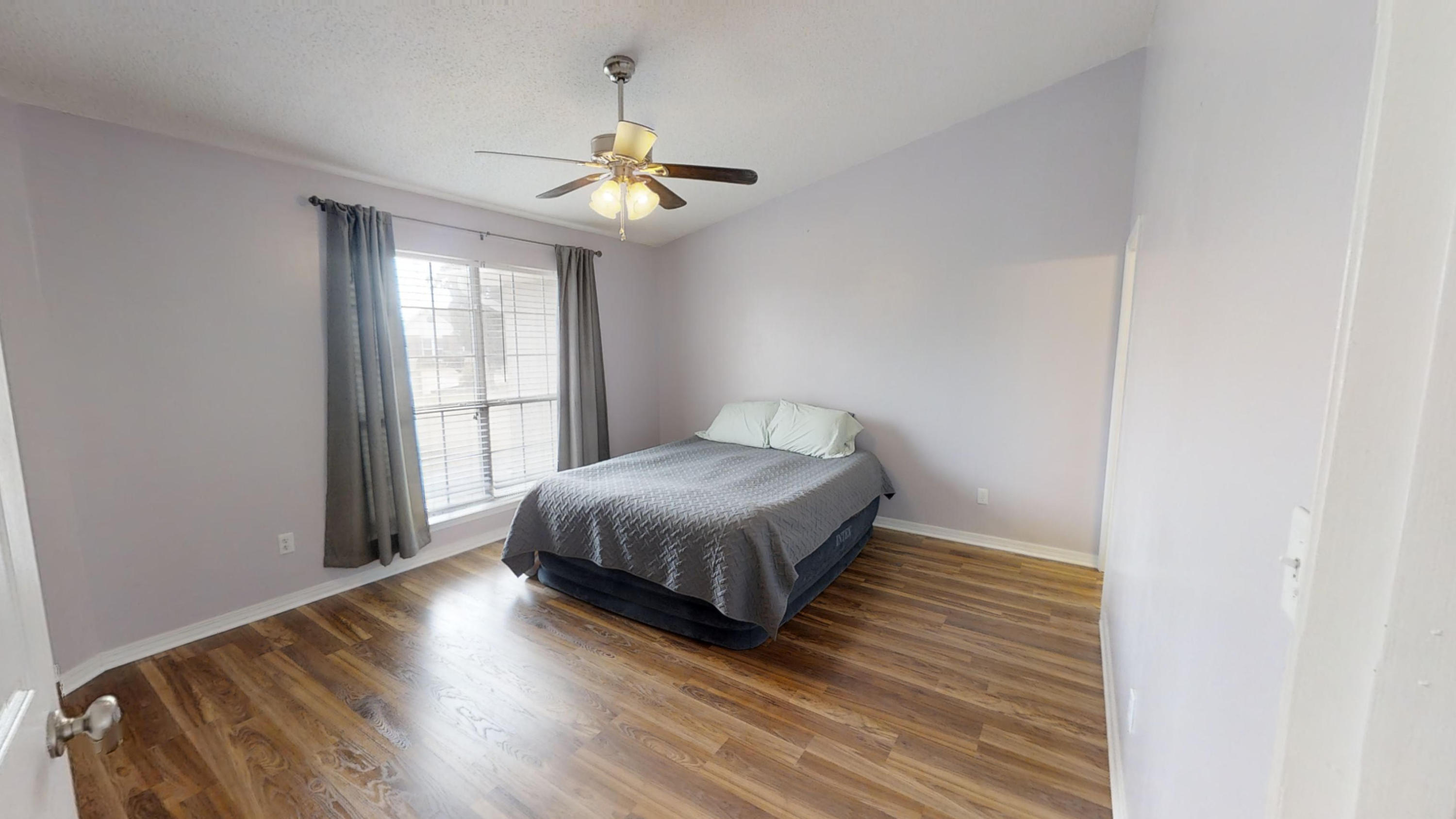 ROSS CROSSING - Residential