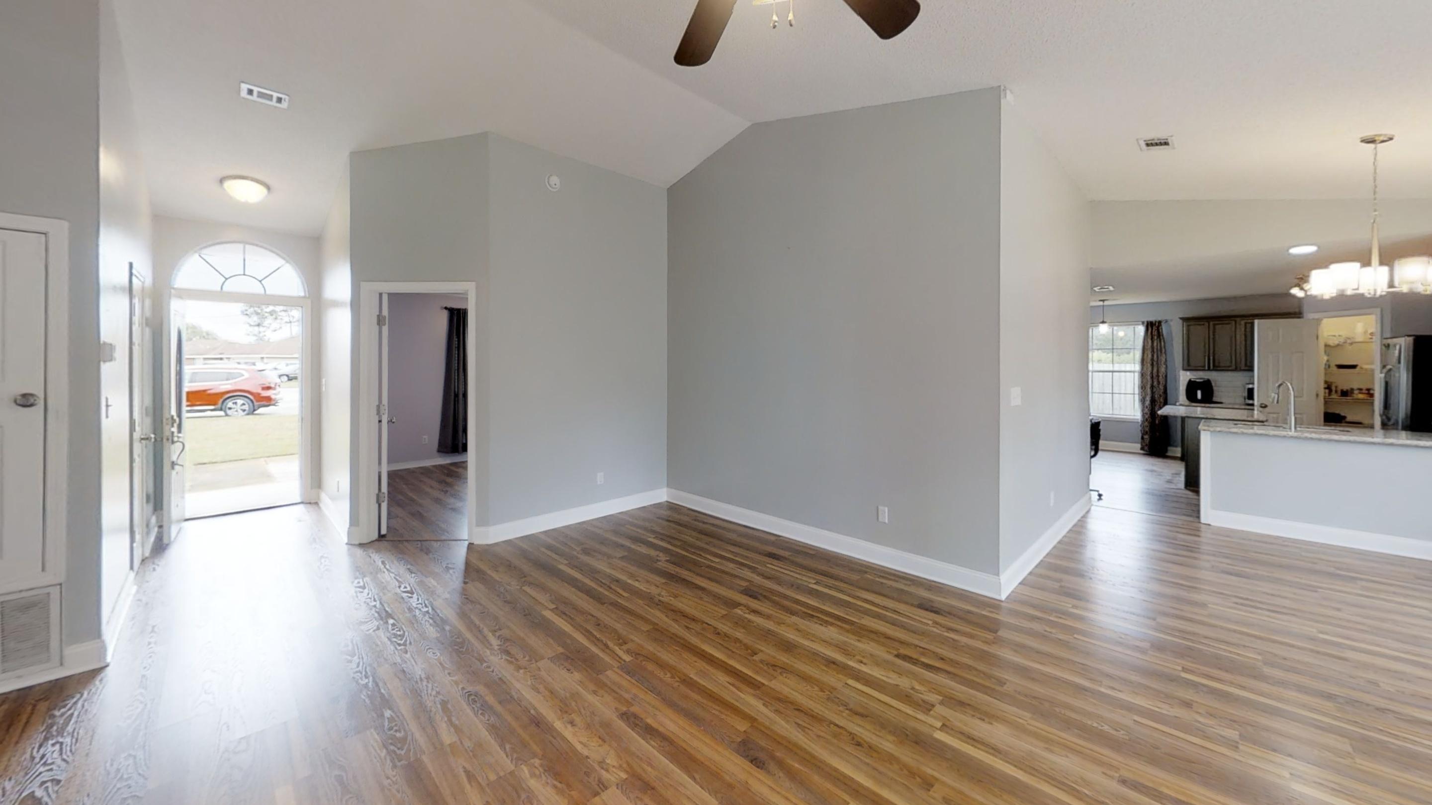 ROSS CROSSING - Residential