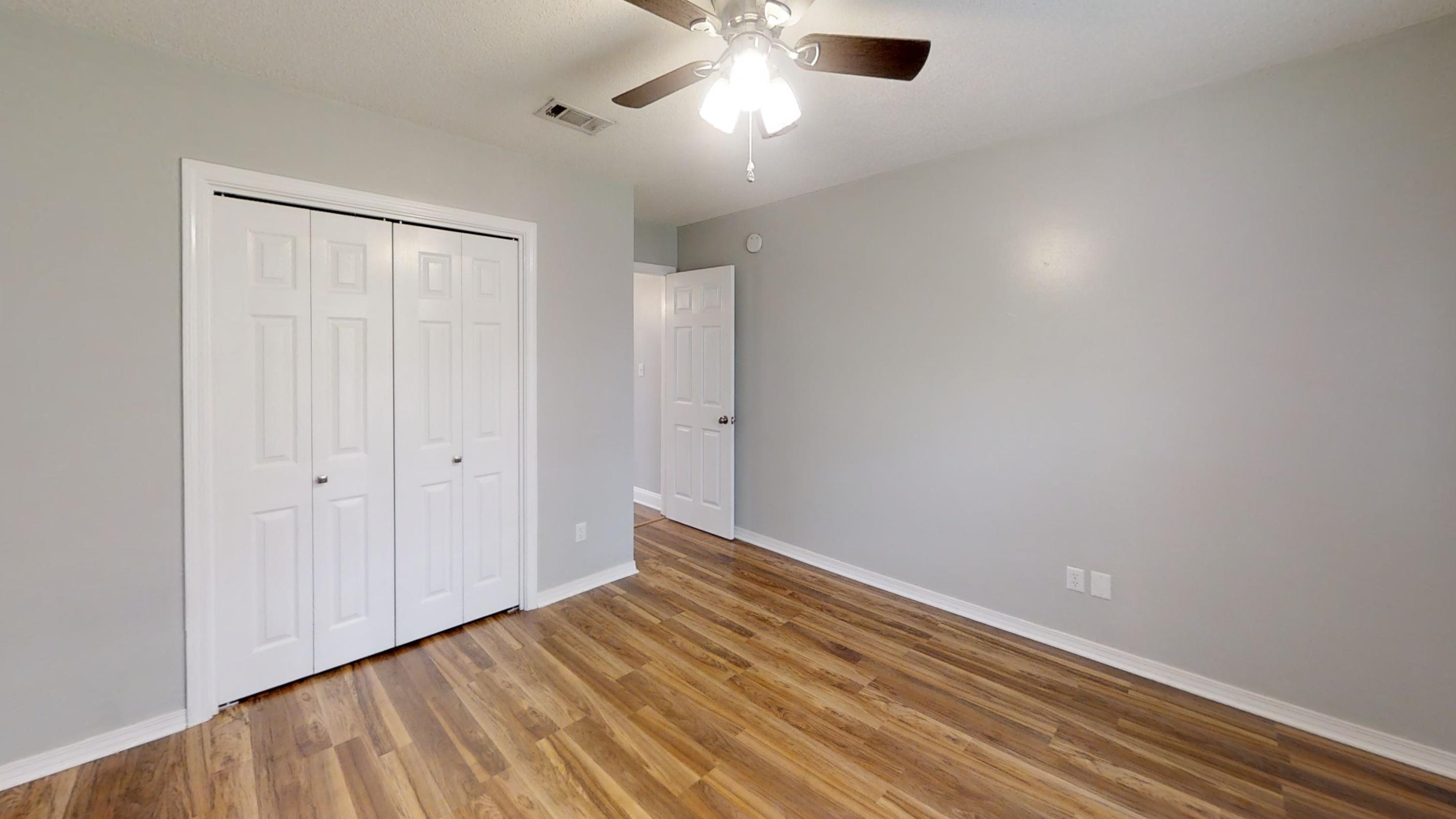 ROSS CROSSING - Residential