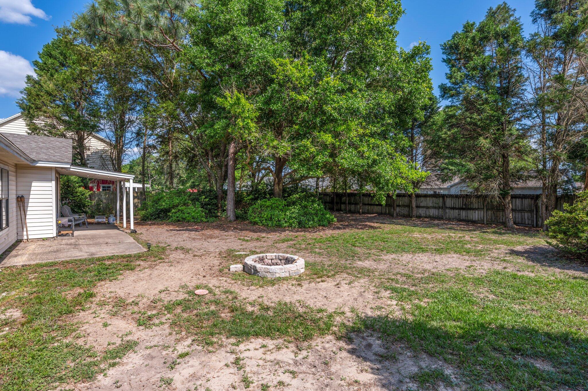 HOLLYROD PARK - Residential Lease