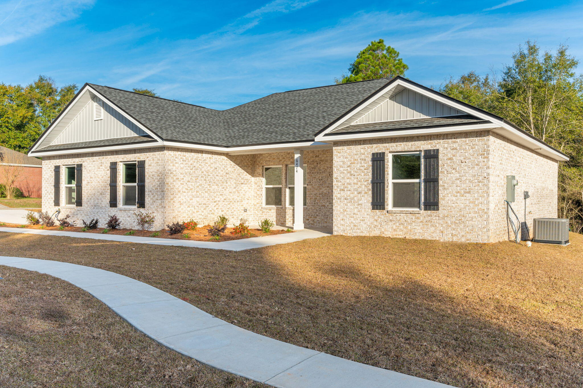 GARDEN CITY - Residential