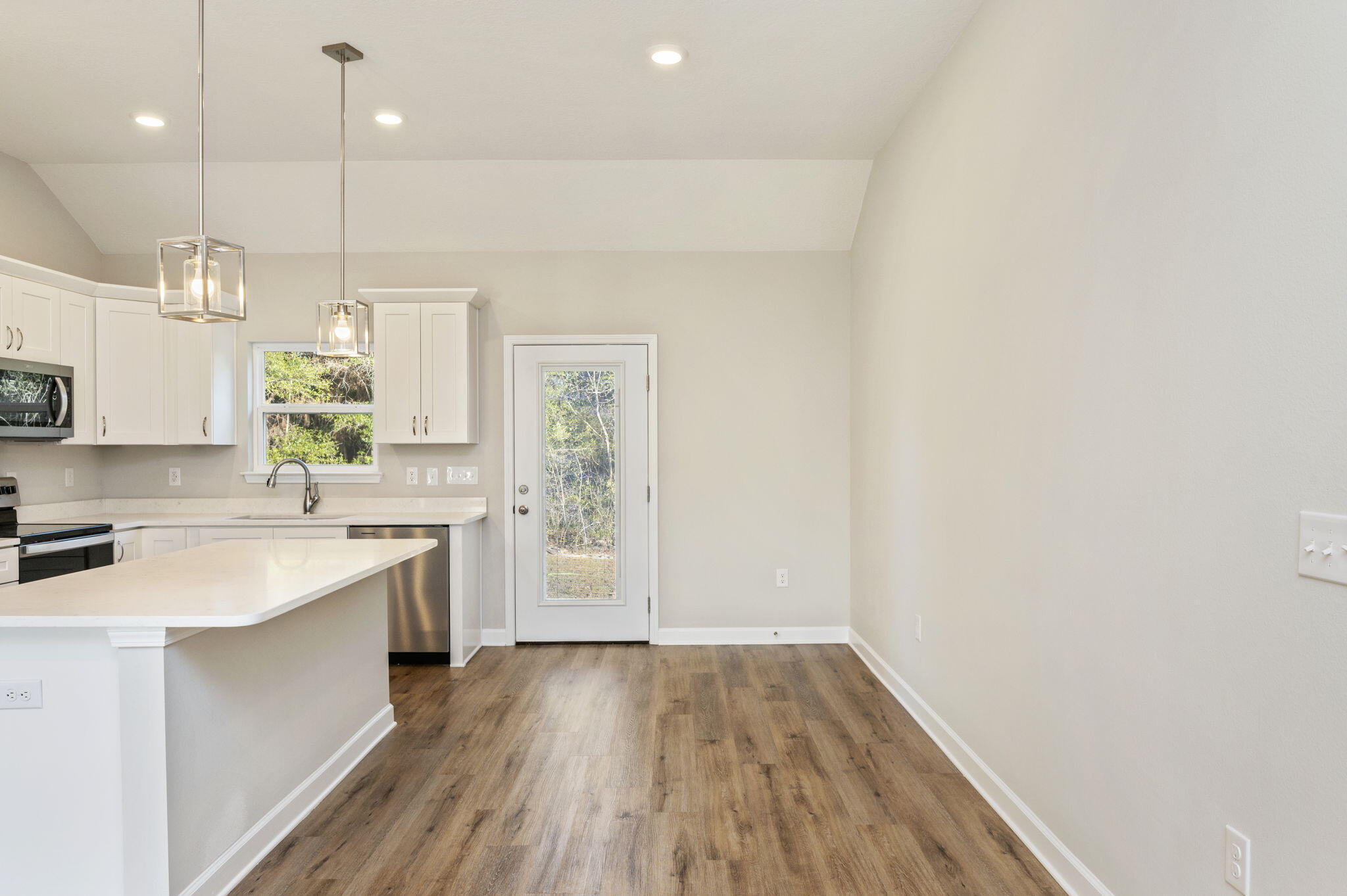 GARDEN CITY - Residential