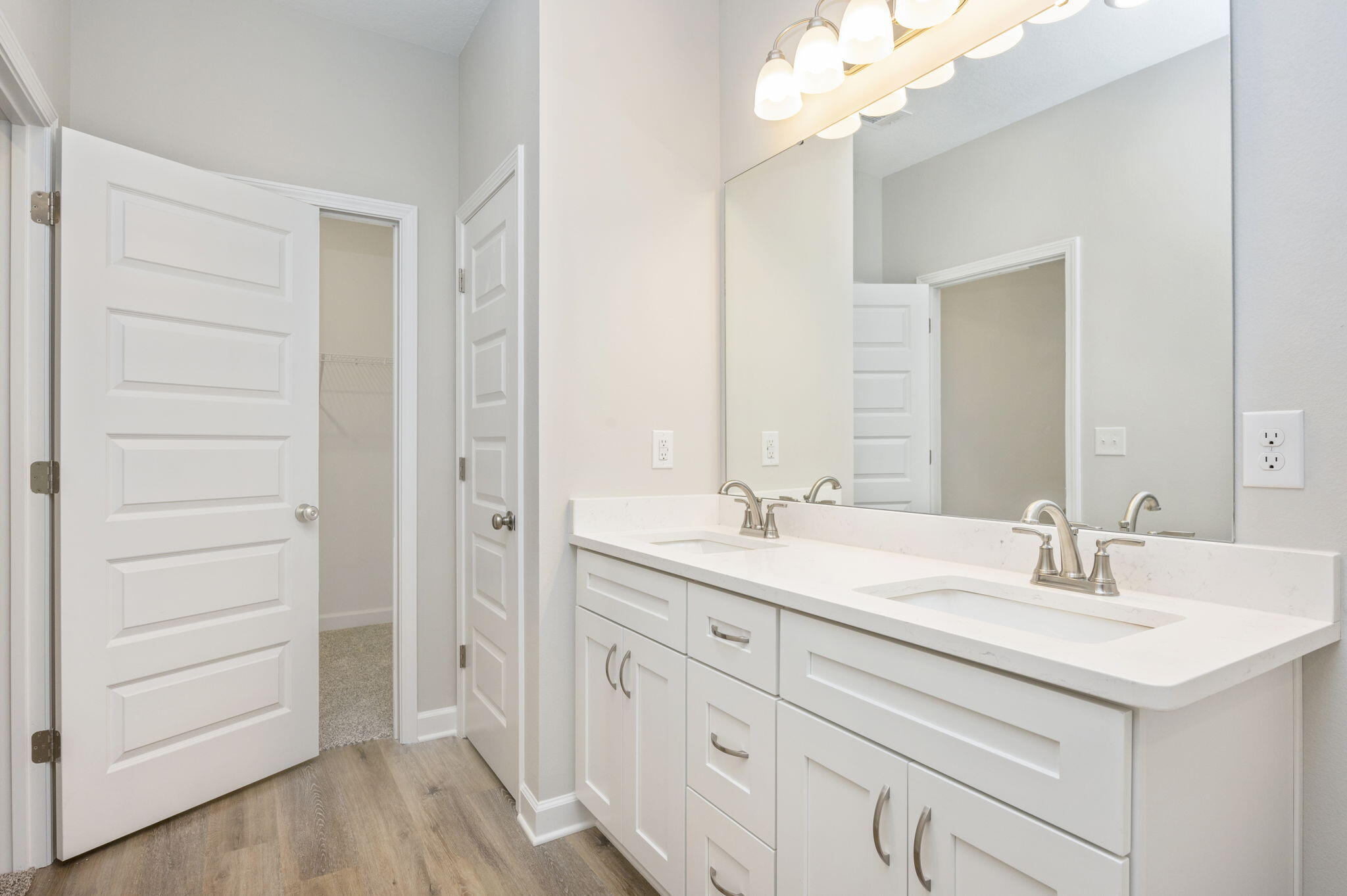 GARDEN CITY - Residential