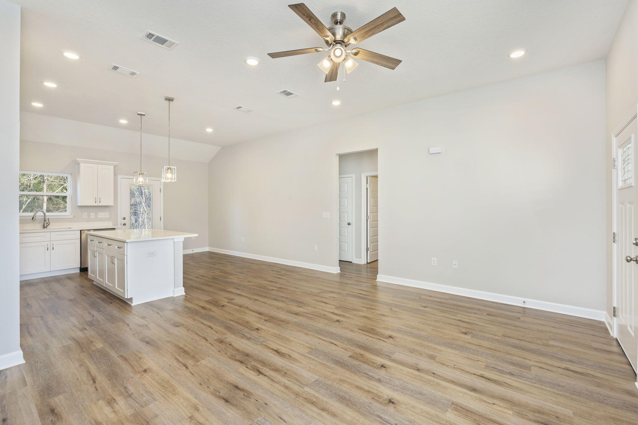 GARDEN CITY - Residential