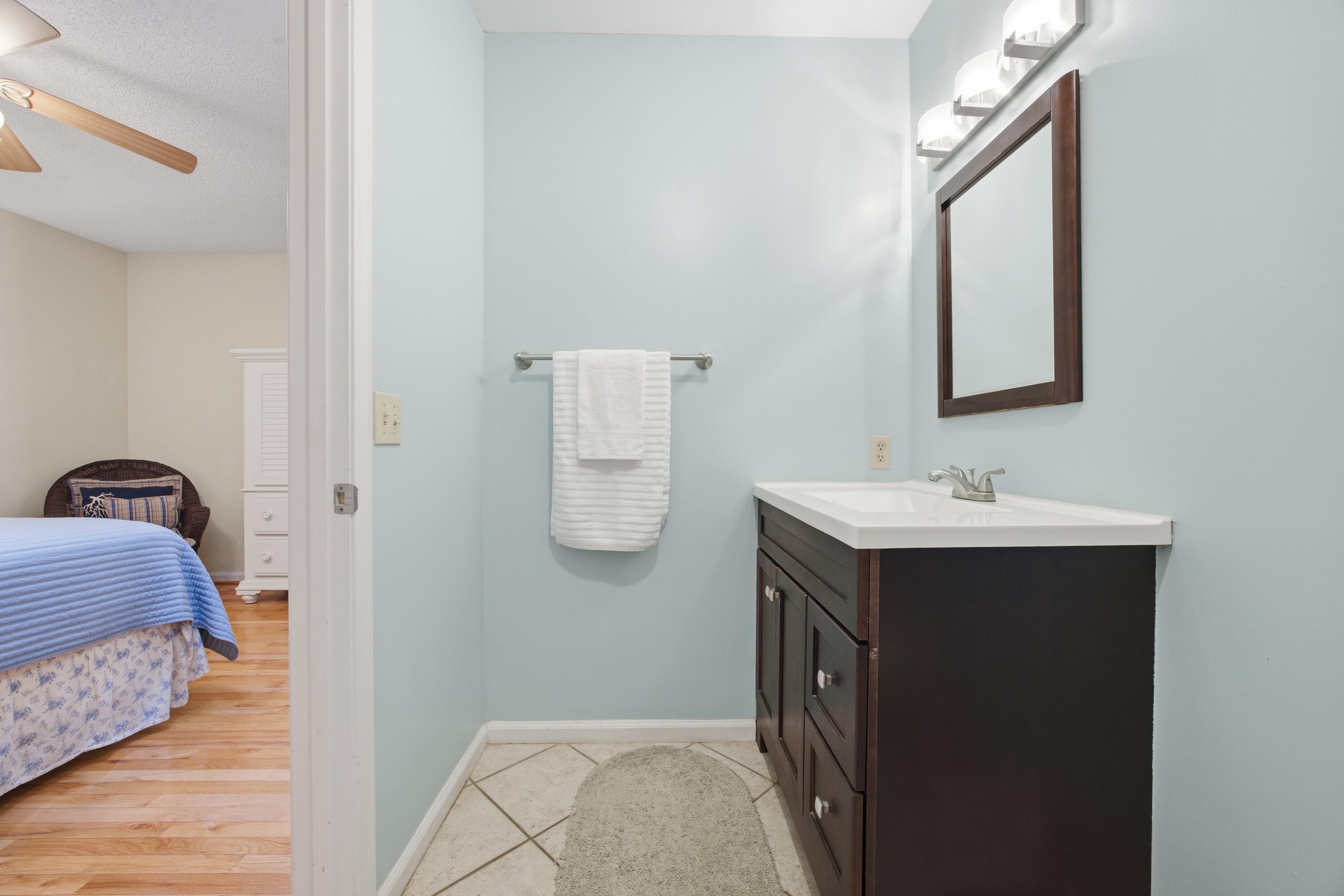 WOODLAND SHORES T/H PH 1 - Residential