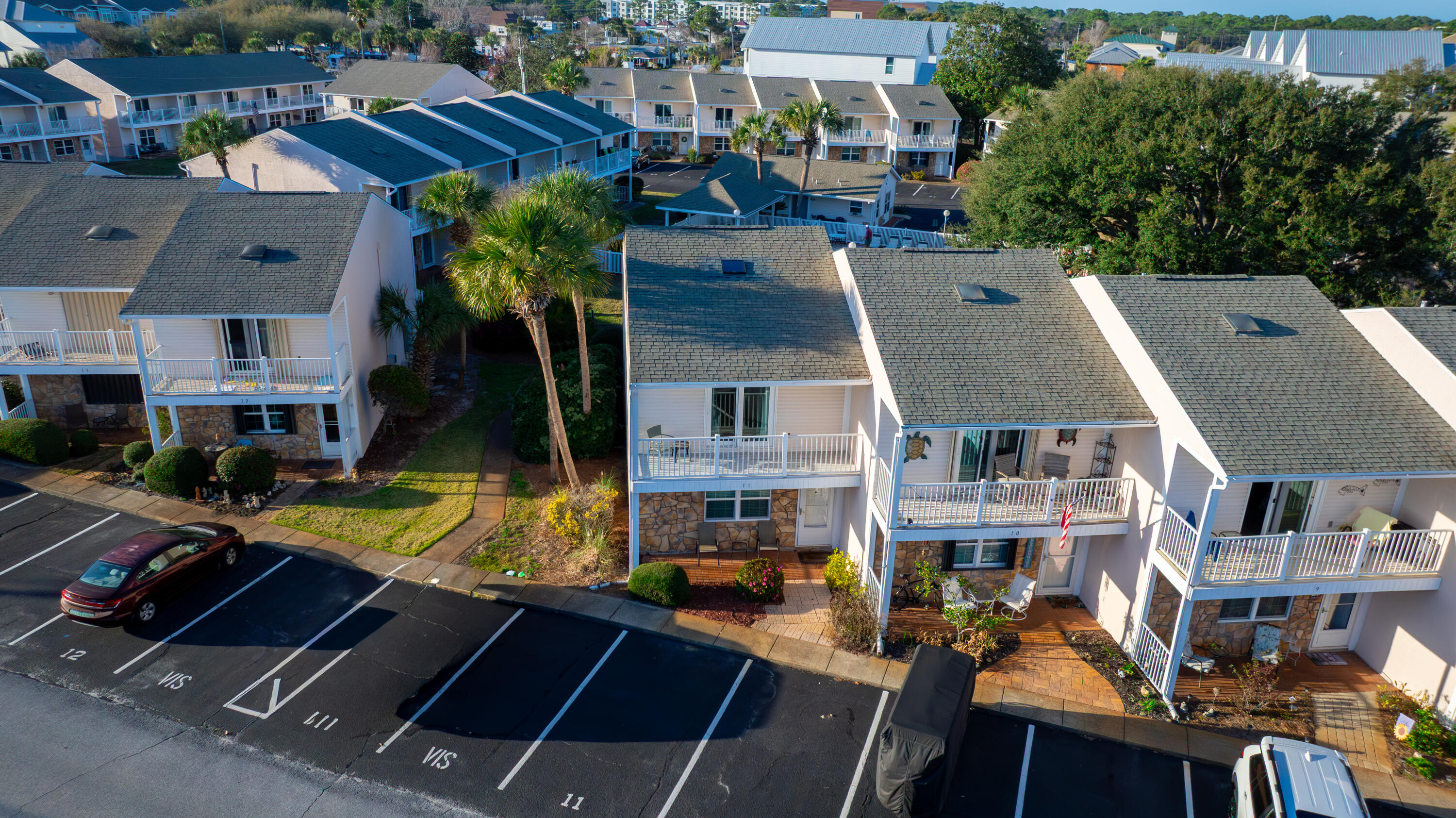 WOODLAND SHORES T/H PH 1 - Residential