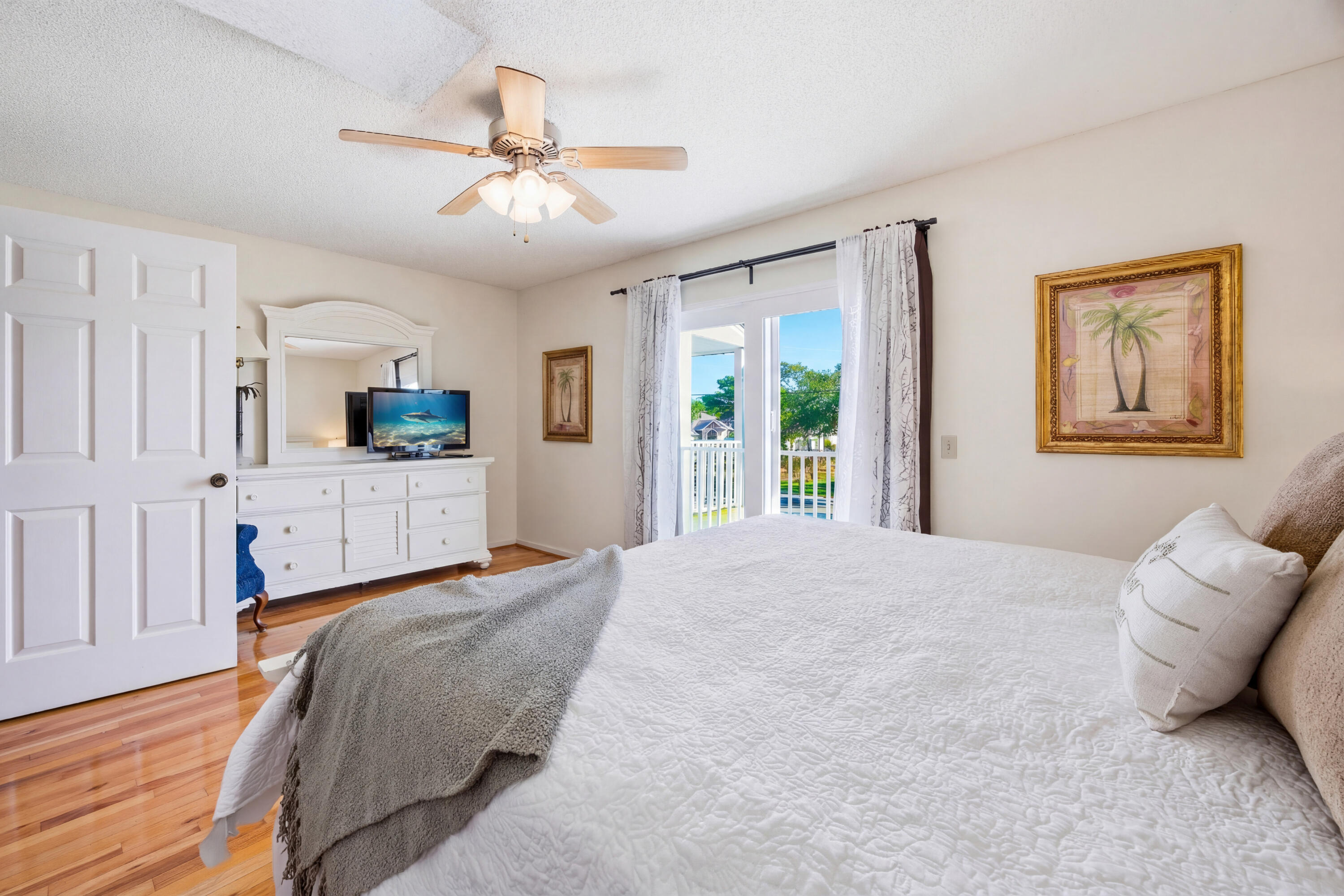 WOODLAND SHORES T/H PH 1 - Residential