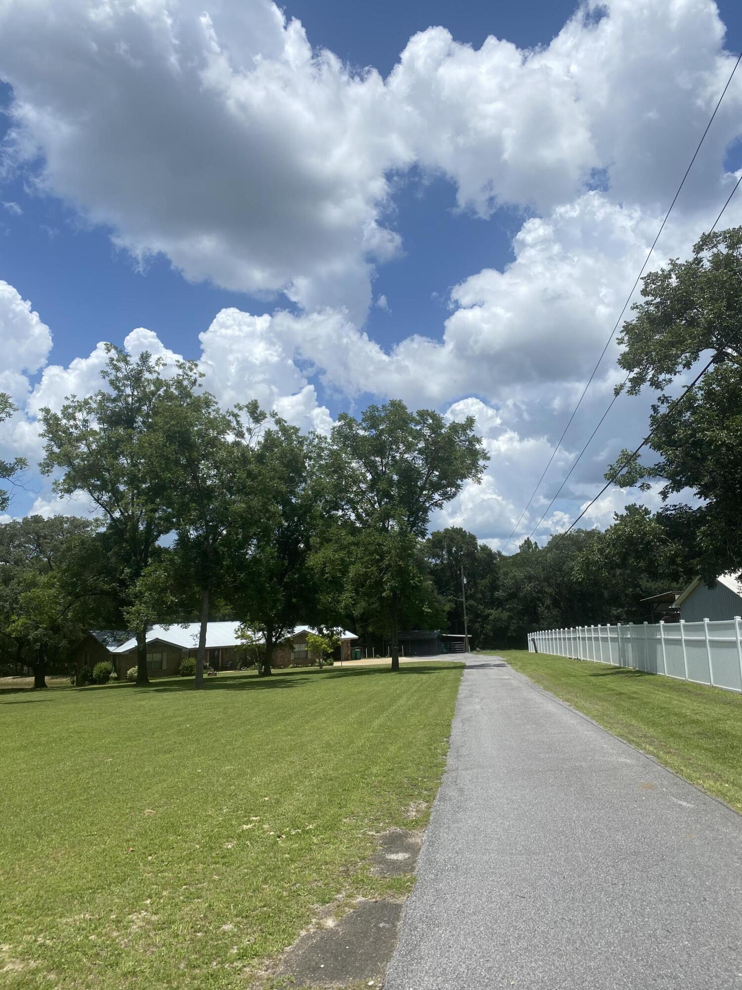 CINCO ADDN TO CRESTVIEW - Residential