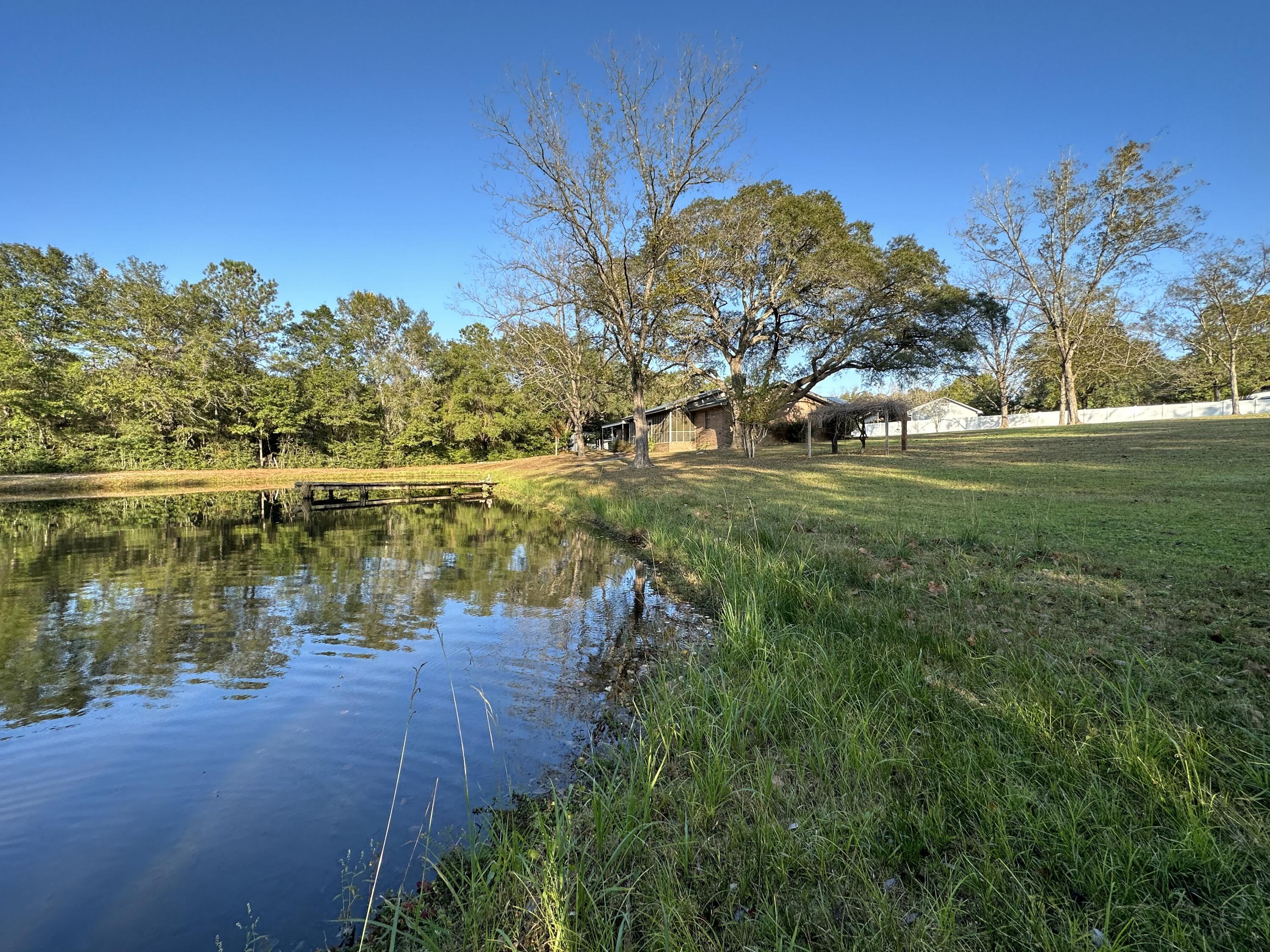 CINCO ADDN TO CRESTVIEW - Residential