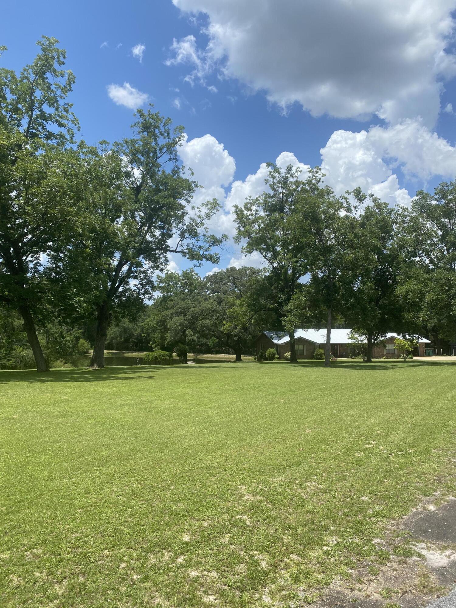 CINCO ADDN TO CRESTVIEW - Residential