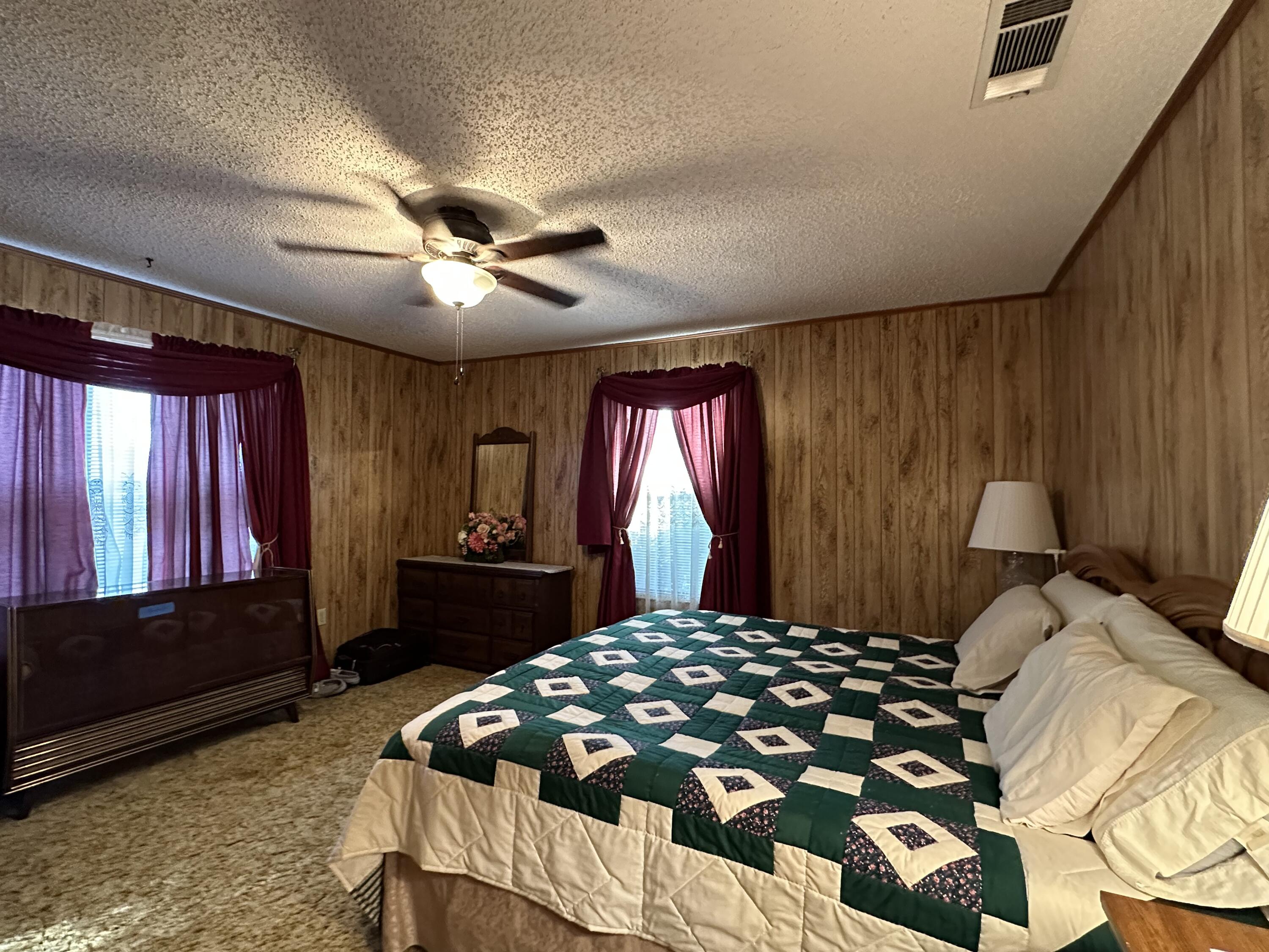 CINCO ADDN TO CRESTVIEW - Residential