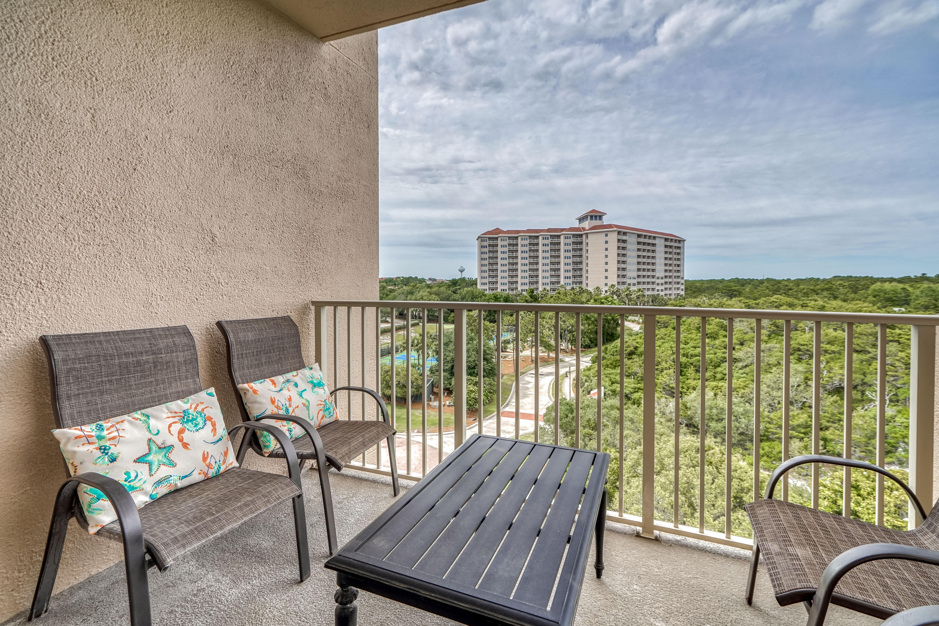 TOPS'L BEACH MANOR - Residential