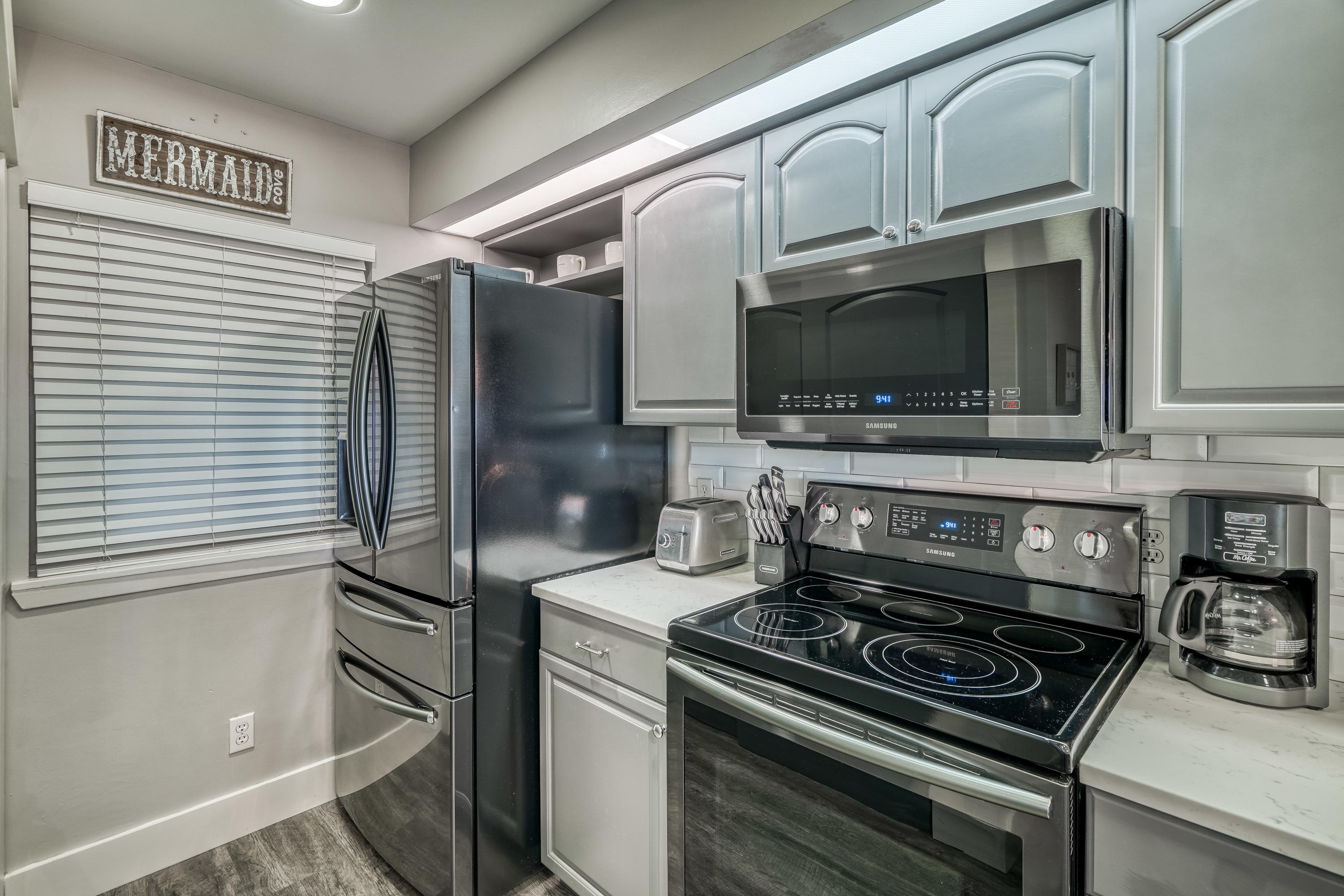 TOPS'L BEACH MANOR - Residential