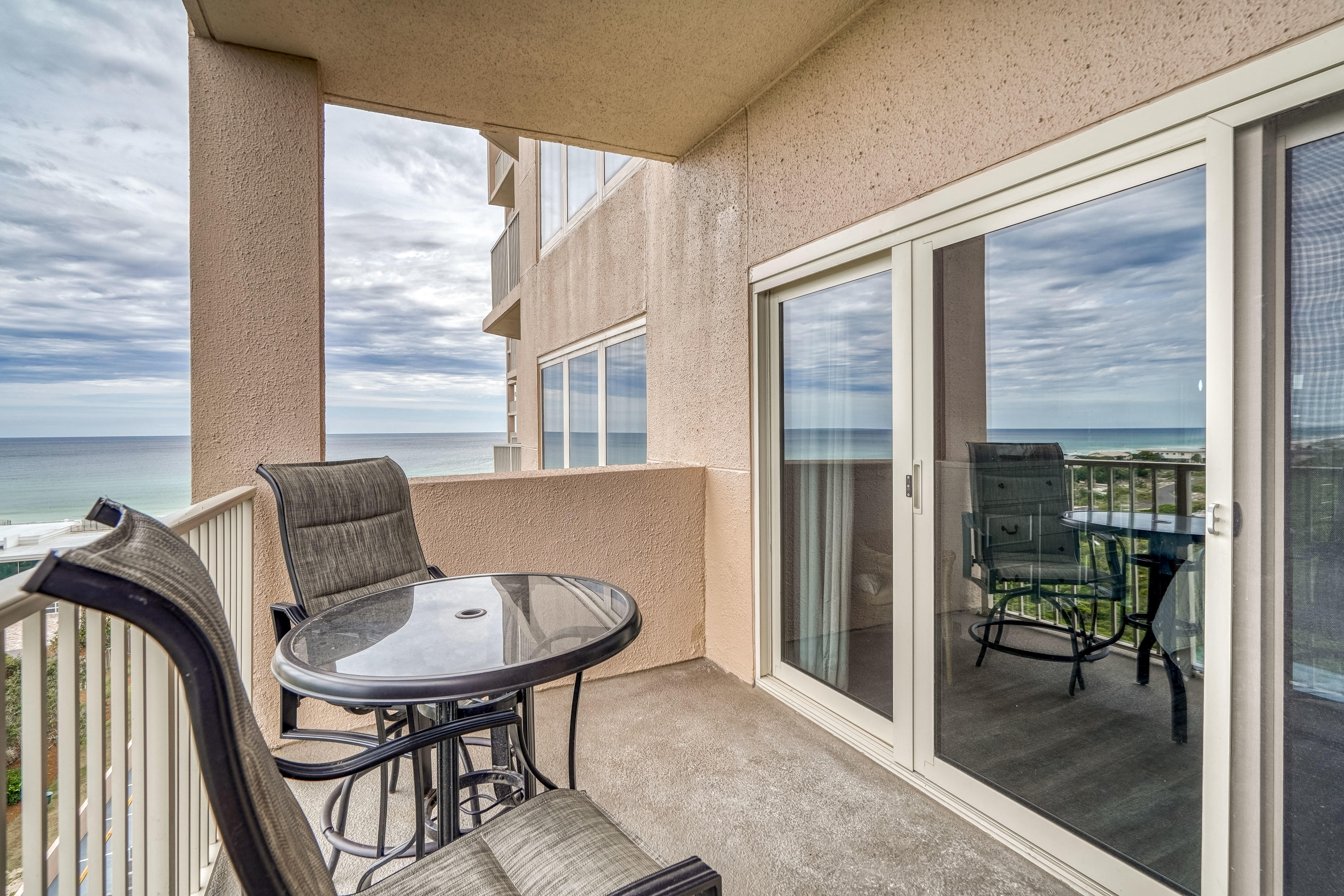 TOPS'L BEACH MANOR - Residential