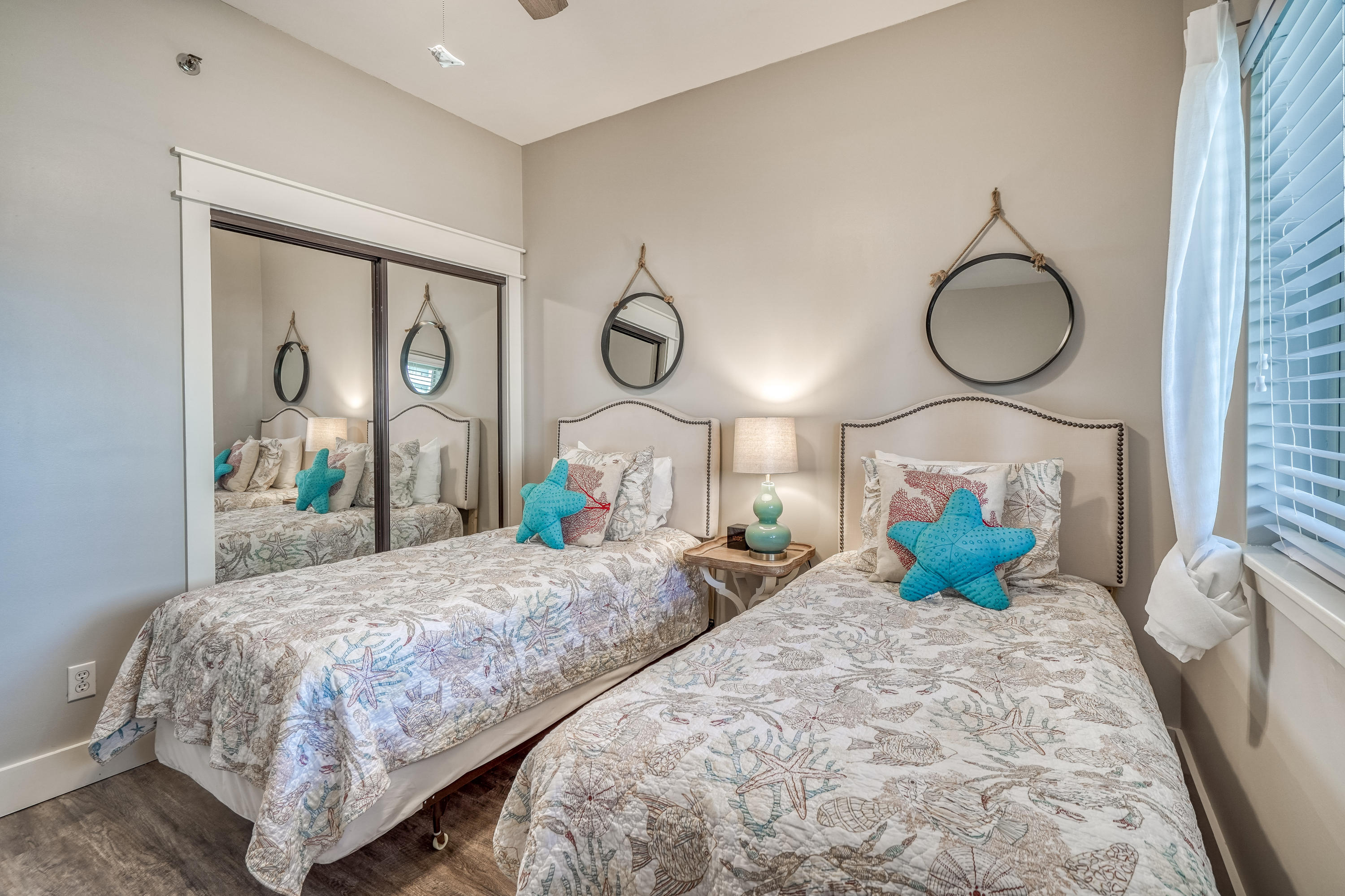 TOPS'L BEACH MANOR - Residential