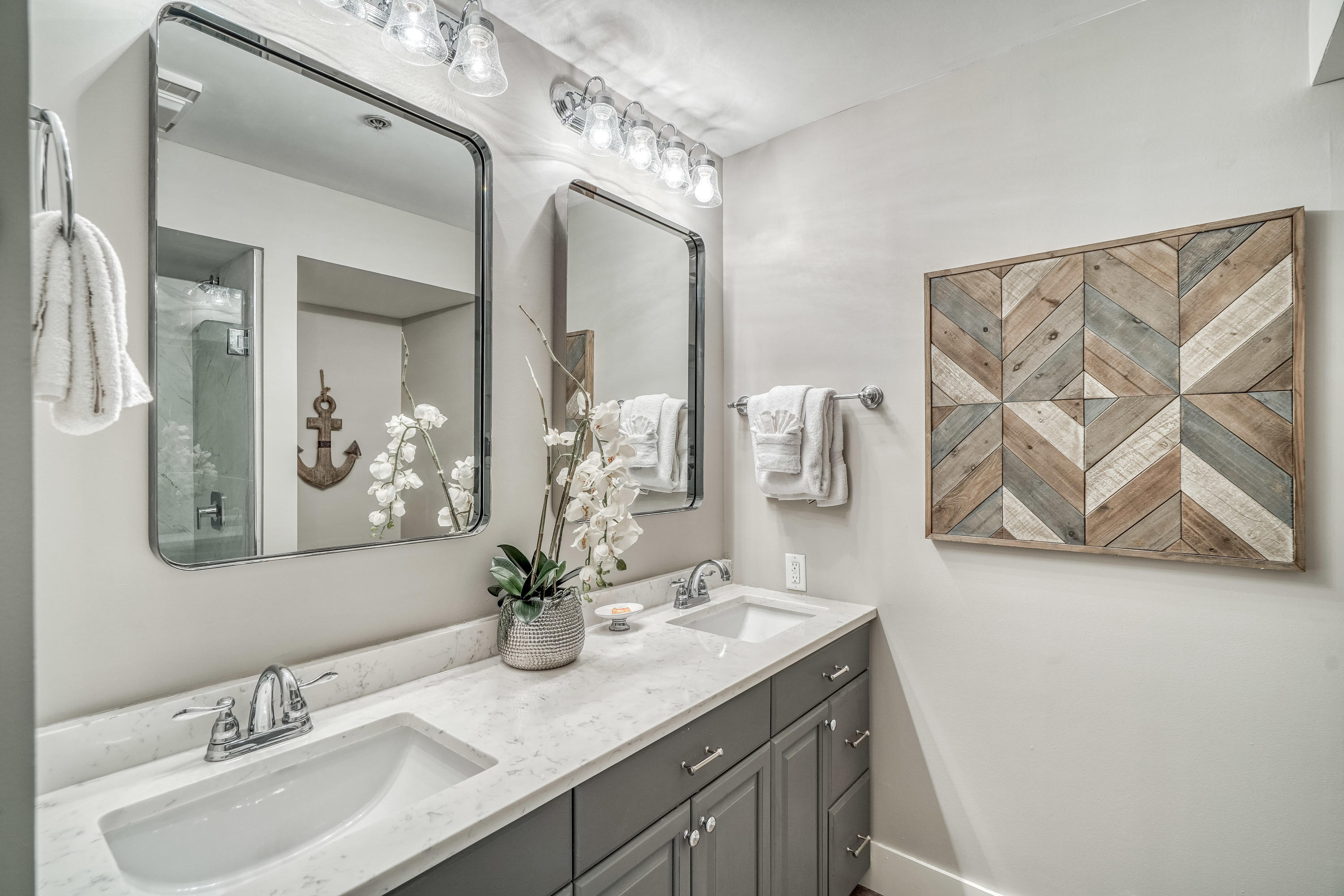 TOPS'L BEACH MANOR - Residential