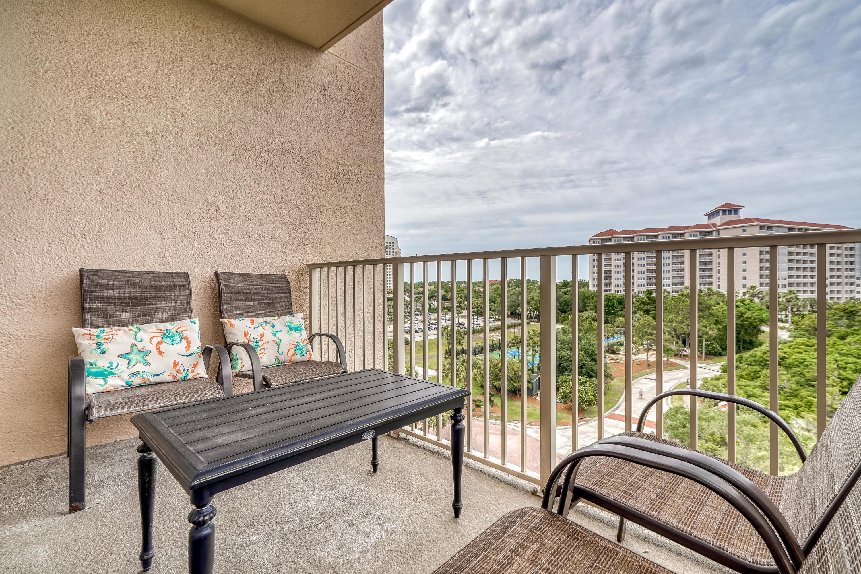 TOPS'L BEACH MANOR - Residential