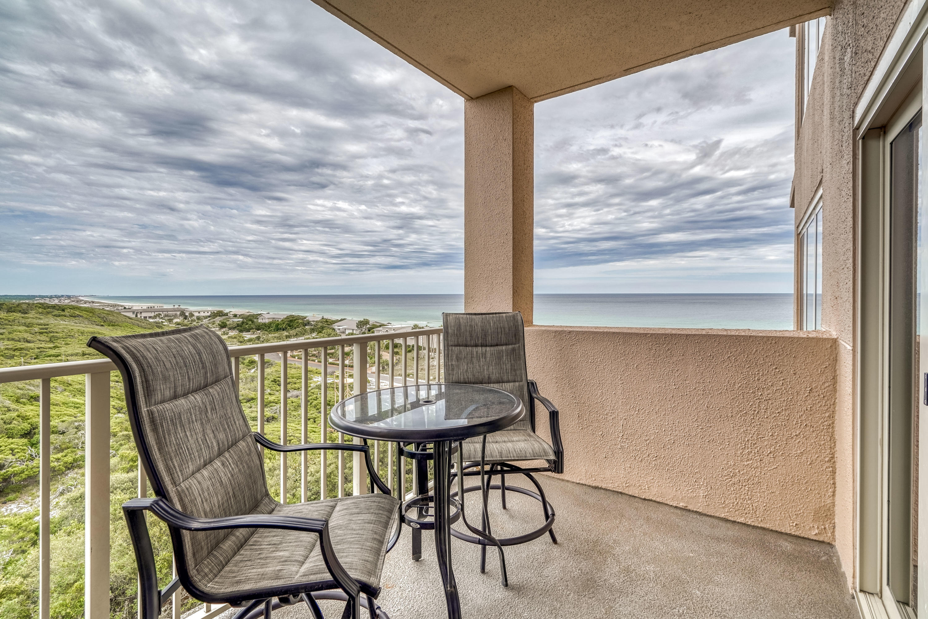 TOPS'L BEACH MANOR - Residential