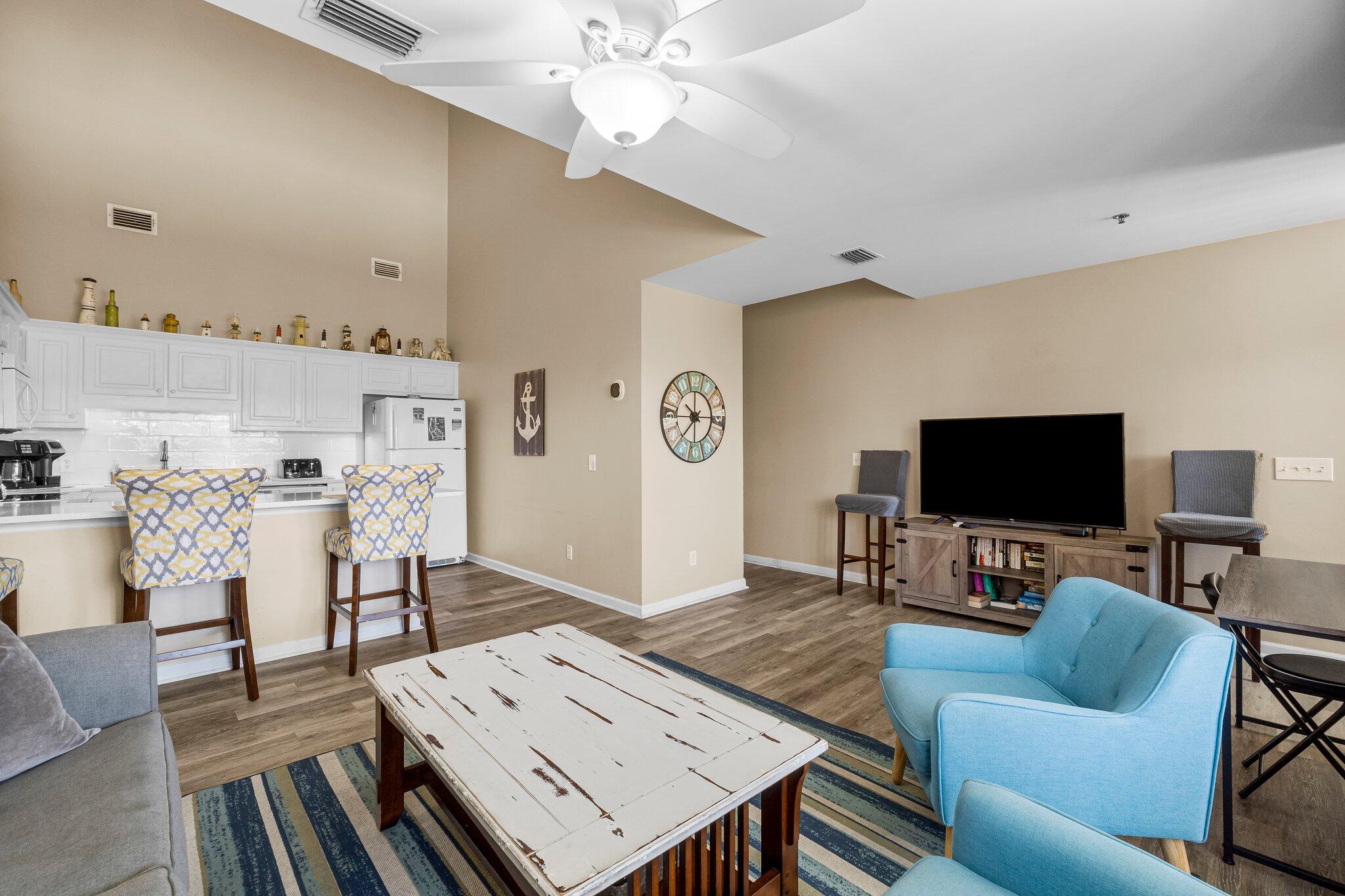 HORIZON SOUTH XX - Residential