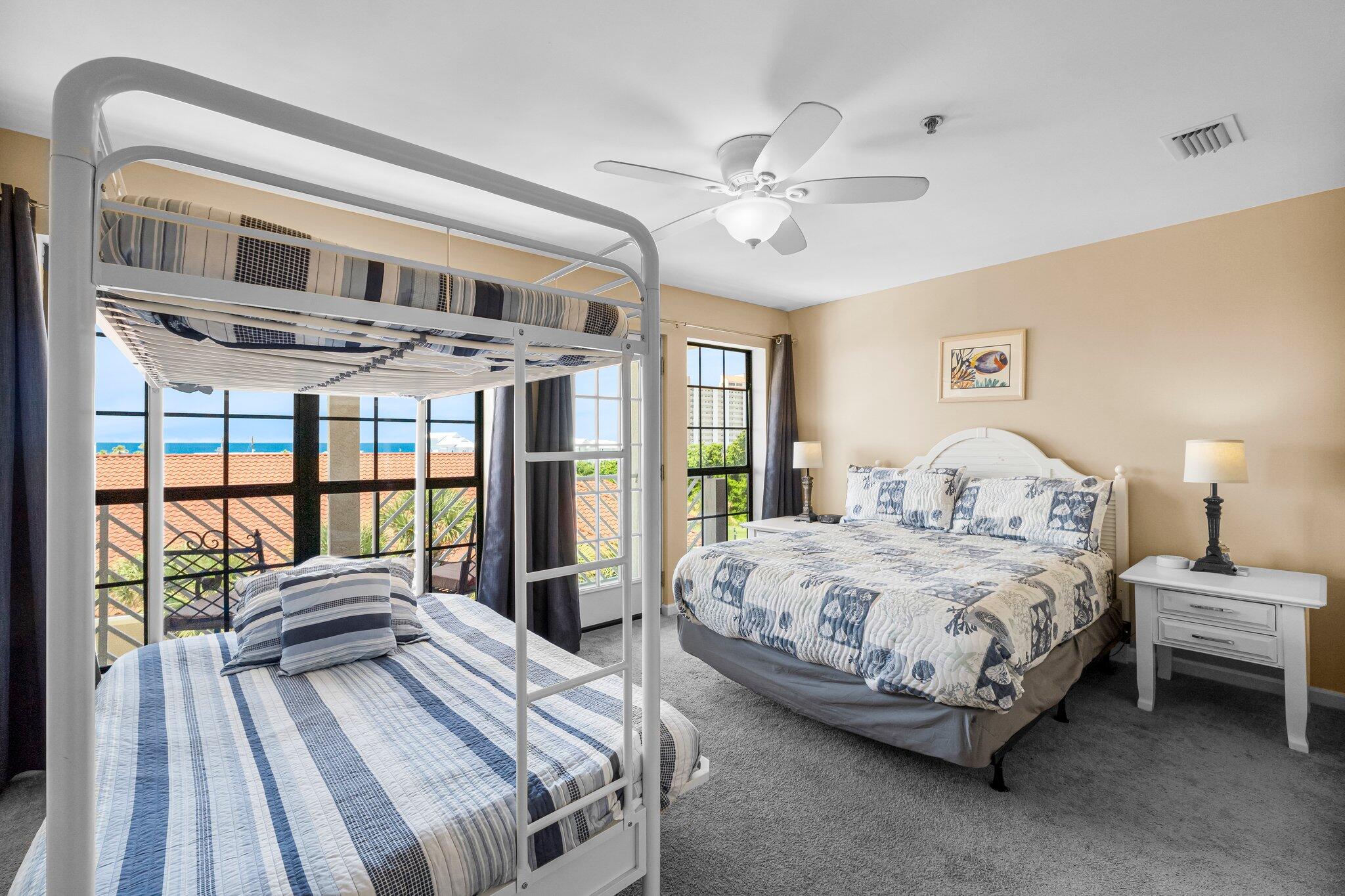 HORIZON SOUTH XX - Residential