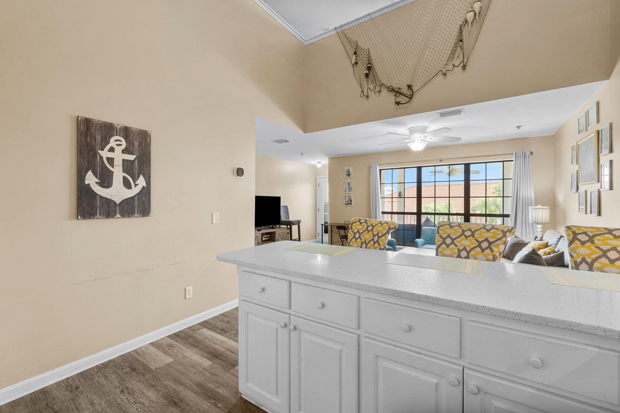 HORIZON SOUTH XX - Residential