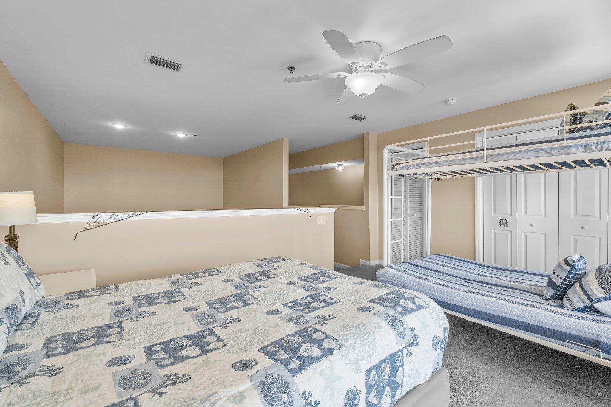 HORIZON SOUTH XX - Residential