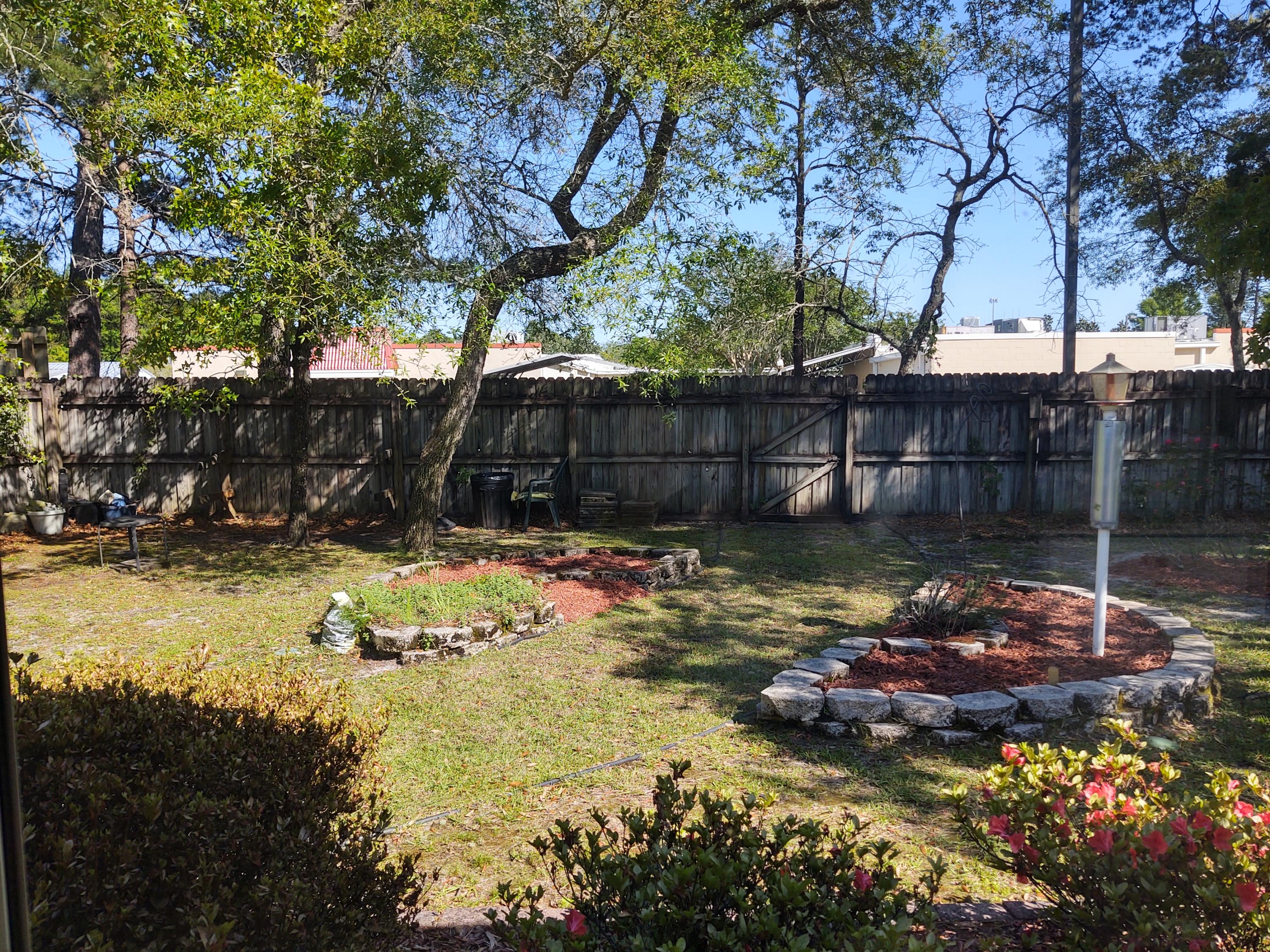 PARKWOOD SQUARE PH 1 - Residential