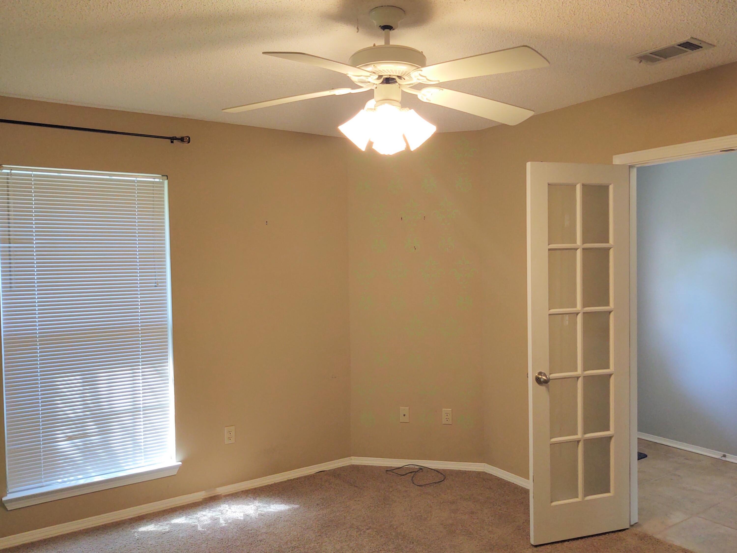 PARKWOOD SQUARE PH 1 - Residential